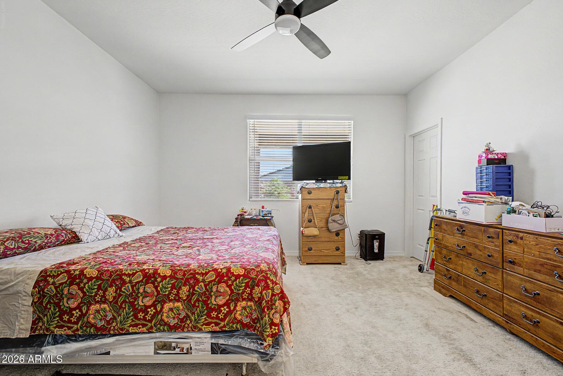 5735 W JONES Avenue, Phoenix, AZ 85043 — photo 9 of 34