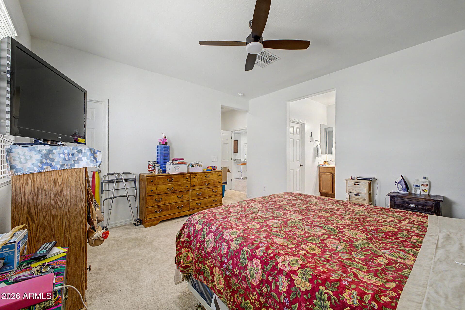 5735 W JONES Avenue, Phoenix, AZ 85043 — photo 11 of 34
