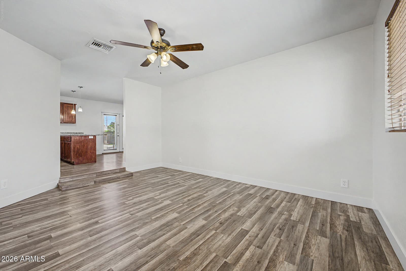 3745 W BROWN Street, Phoenix, AZ 85051 — photo 7 of 30