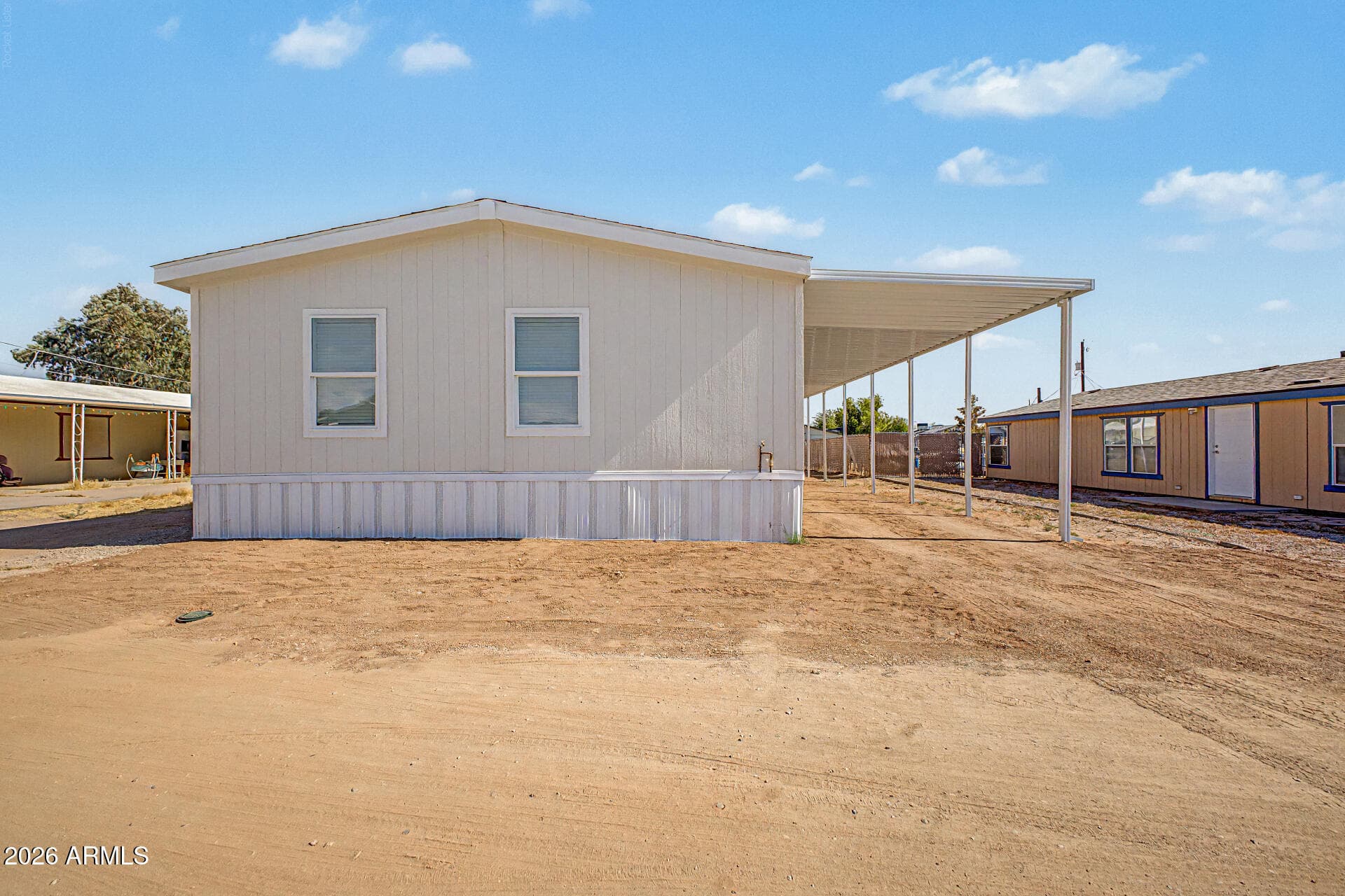 1091 S CEDAR Drive, Apache Junction, AZ 85120 — photo 1 of 21