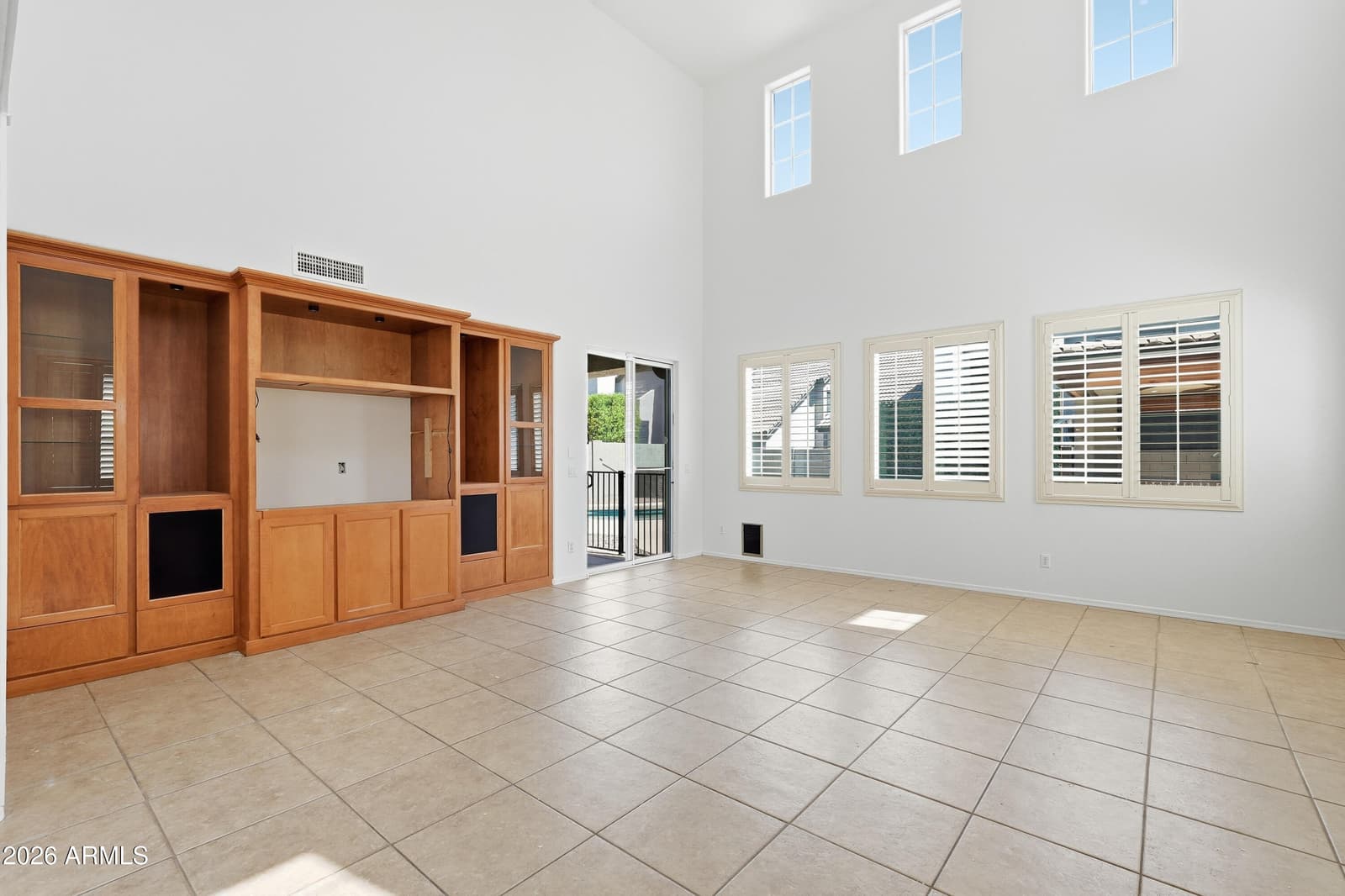 1155 W LAREDO Avenue, Gilbert, AZ 85233 — photo 12 of 41