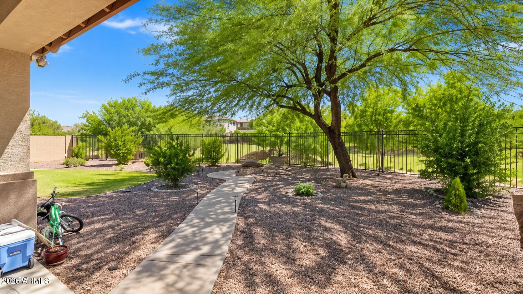 5011 S CARLYLE Drive, Gilbert, AZ 85298 — photo 37 of 44