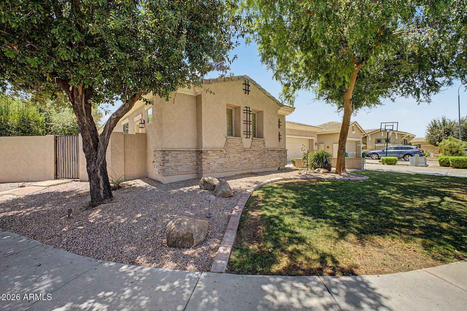 3225 E CARDINAL Court, Chandler, AZ 85286 — photo 7 of 49
