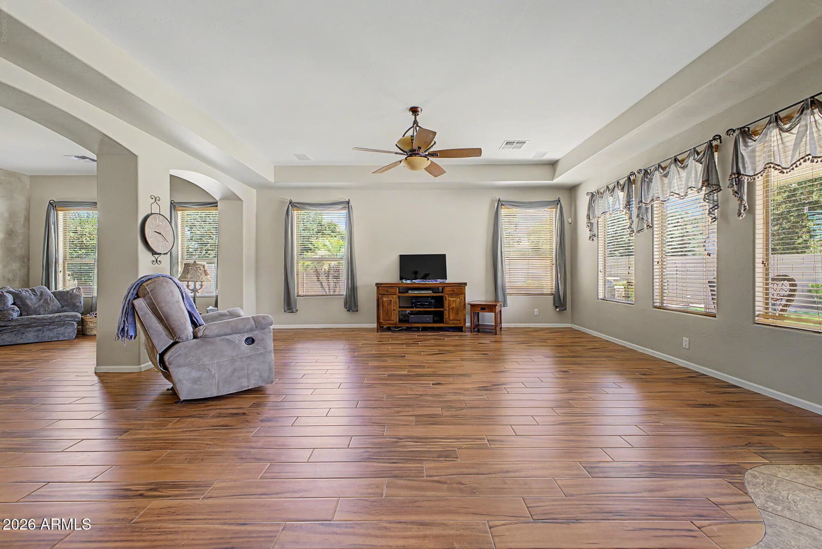 3225 E CARDINAL Court, Chandler, AZ 85286 — photo 12 of 49