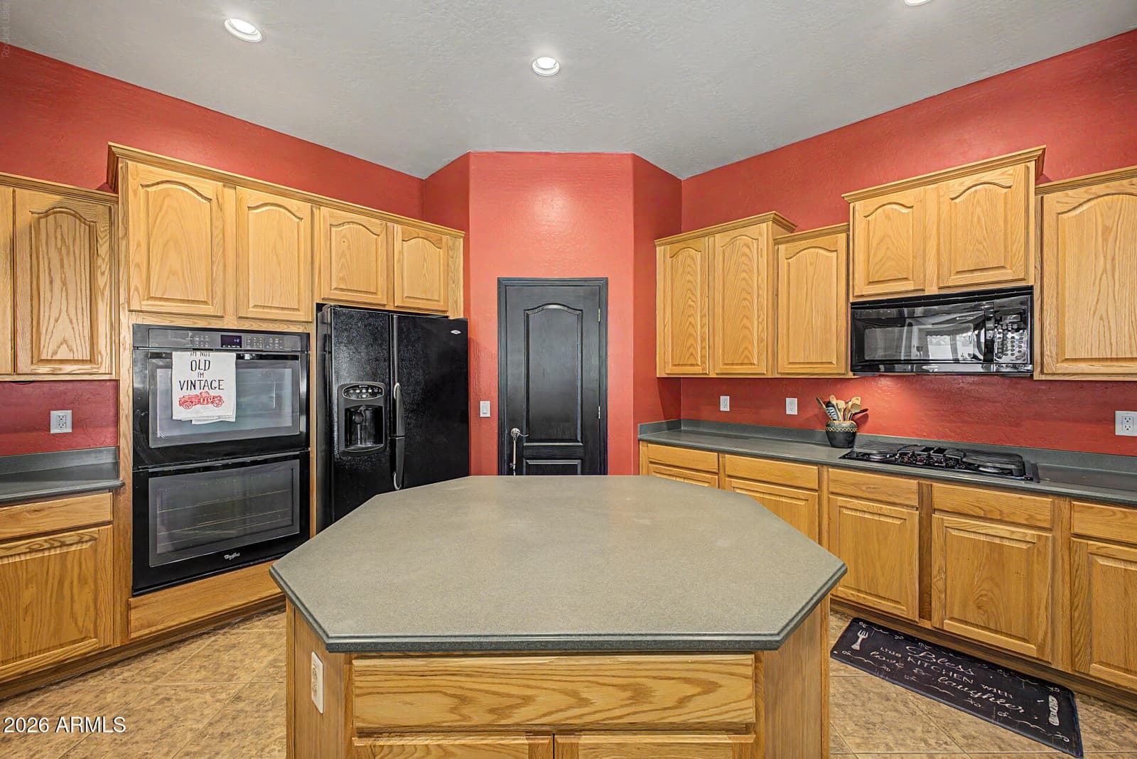3225 E CARDINAL Court, Chandler, AZ 85286 — photo 21 of 49