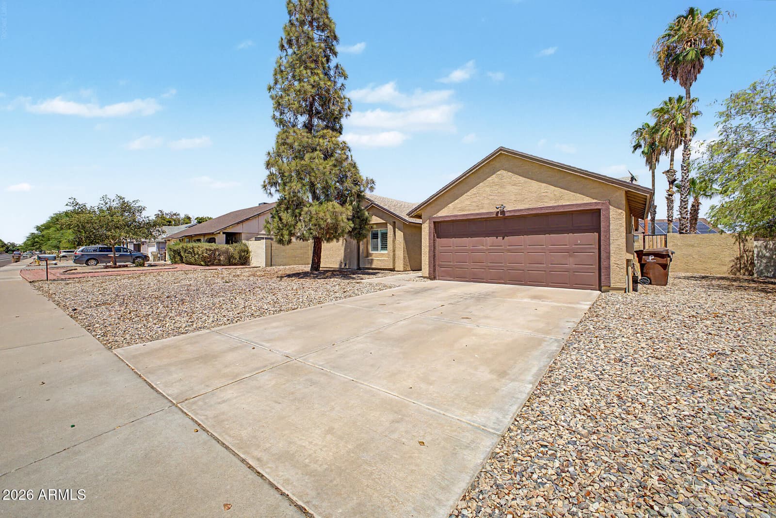 11915 N 79TH Avenue, Peoria, AZ 85345 — photo 3 of 33