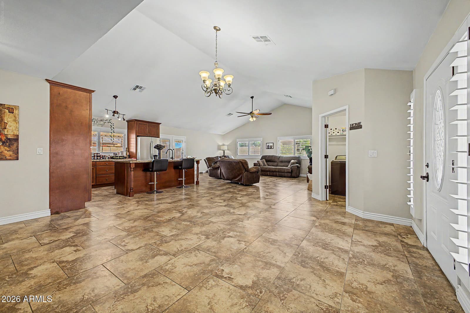 11915 N 79TH Avenue, Peoria, AZ 85345 — photo 8 of 33