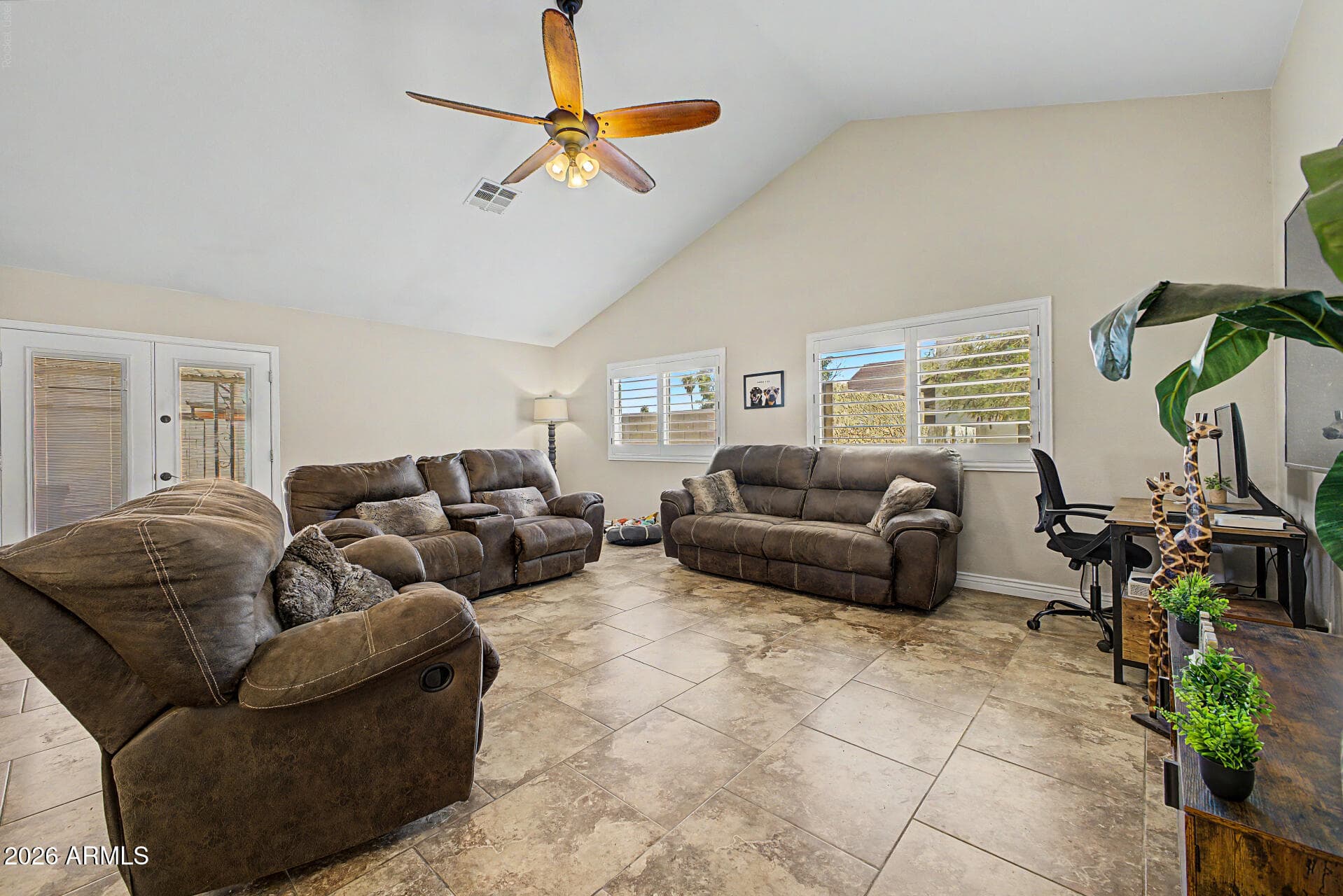 11915 N 79TH Avenue, Peoria, AZ 85345 — photo 11 of 33