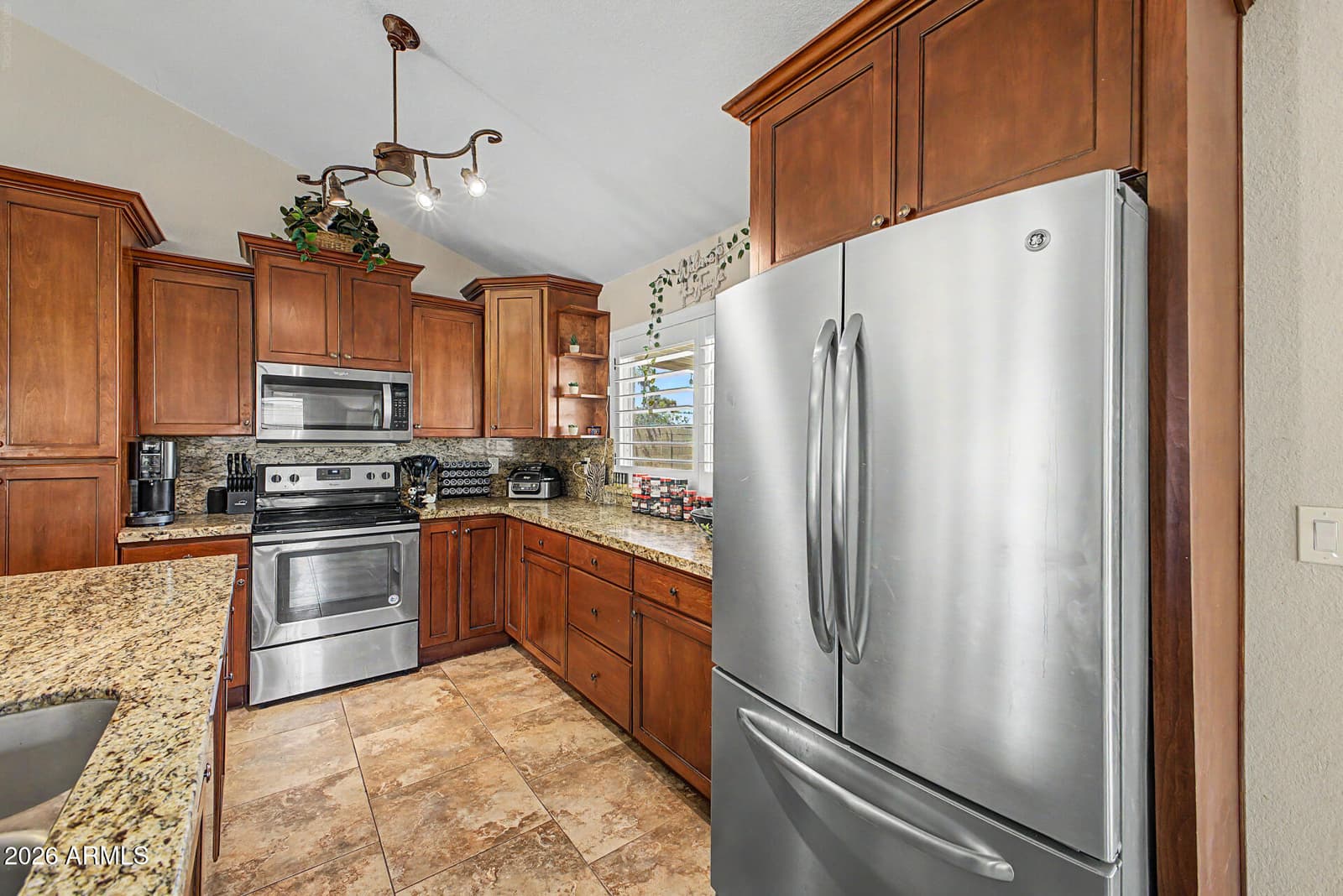 11915 N 79TH Avenue, Peoria, AZ 85345 — photo 14 of 33