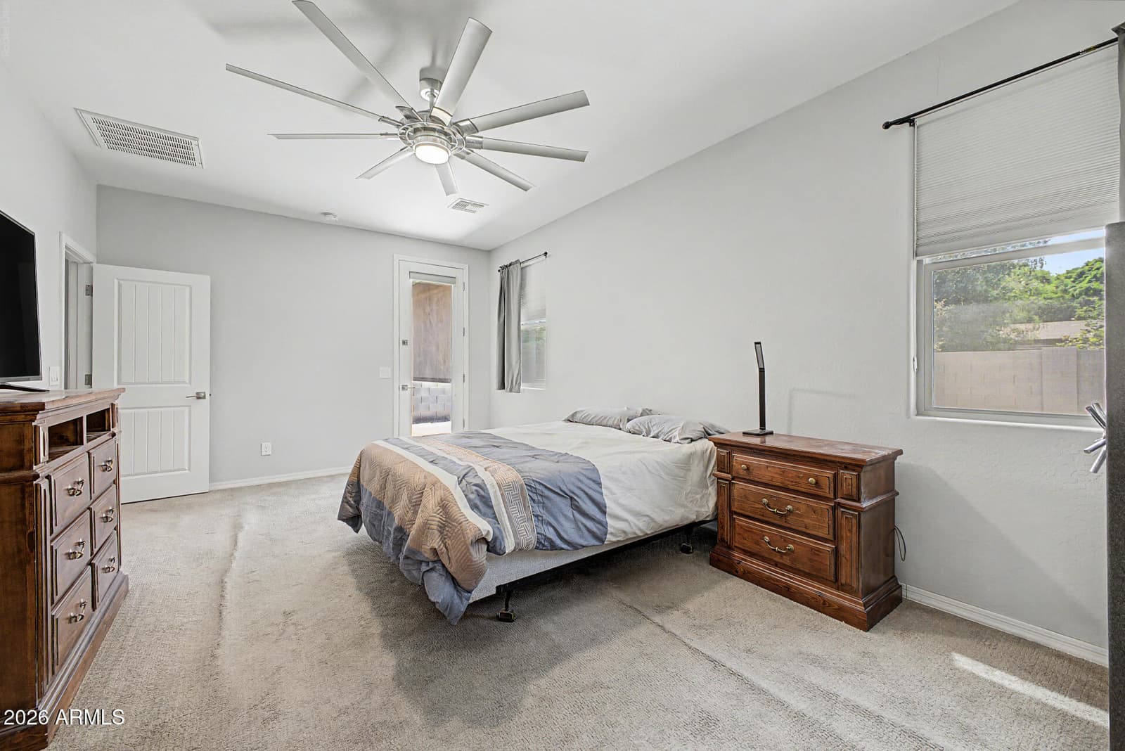 7518 S 28TH Place, Phoenix, AZ 85042 — photo 9 of 19