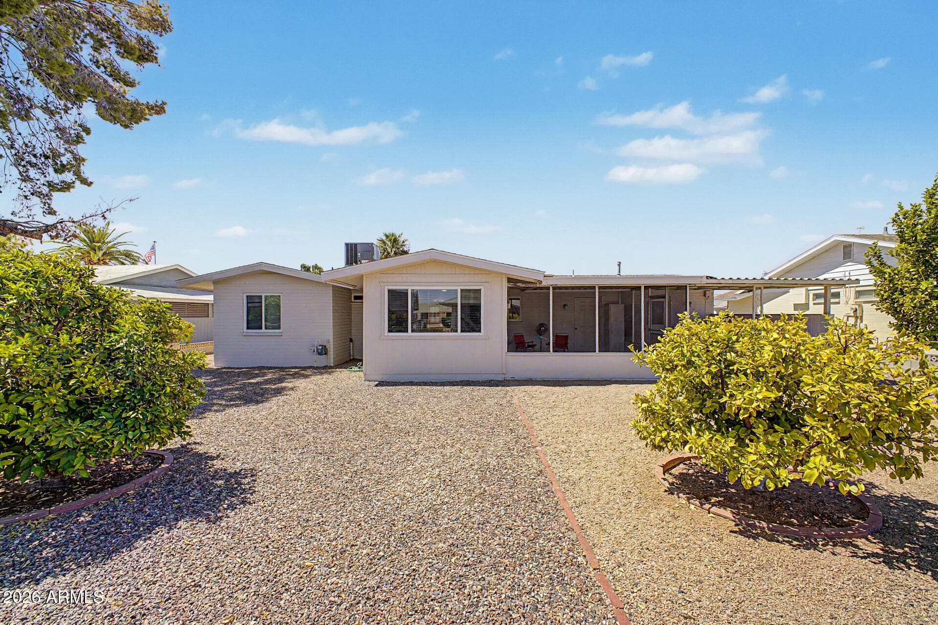 10020 W CUMBERLAND Drive, Sun City, AZ 85351 — photo 14 of 60