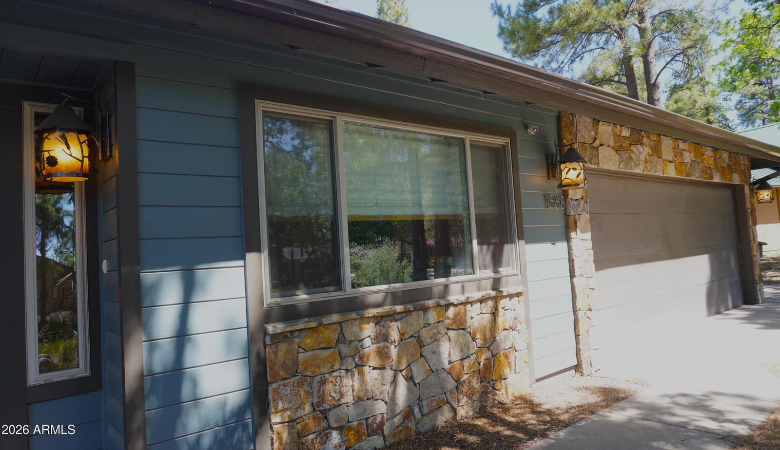 1568 N WAKONDA Street, Flagstaff, AZ 86004 — photo 2 of 32