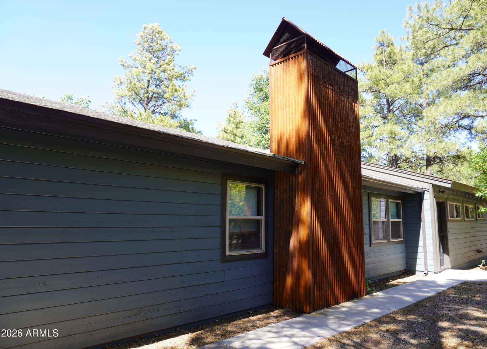 1568 N WAKONDA Street, Flagstaff, AZ 86004 — photo 8 of 32