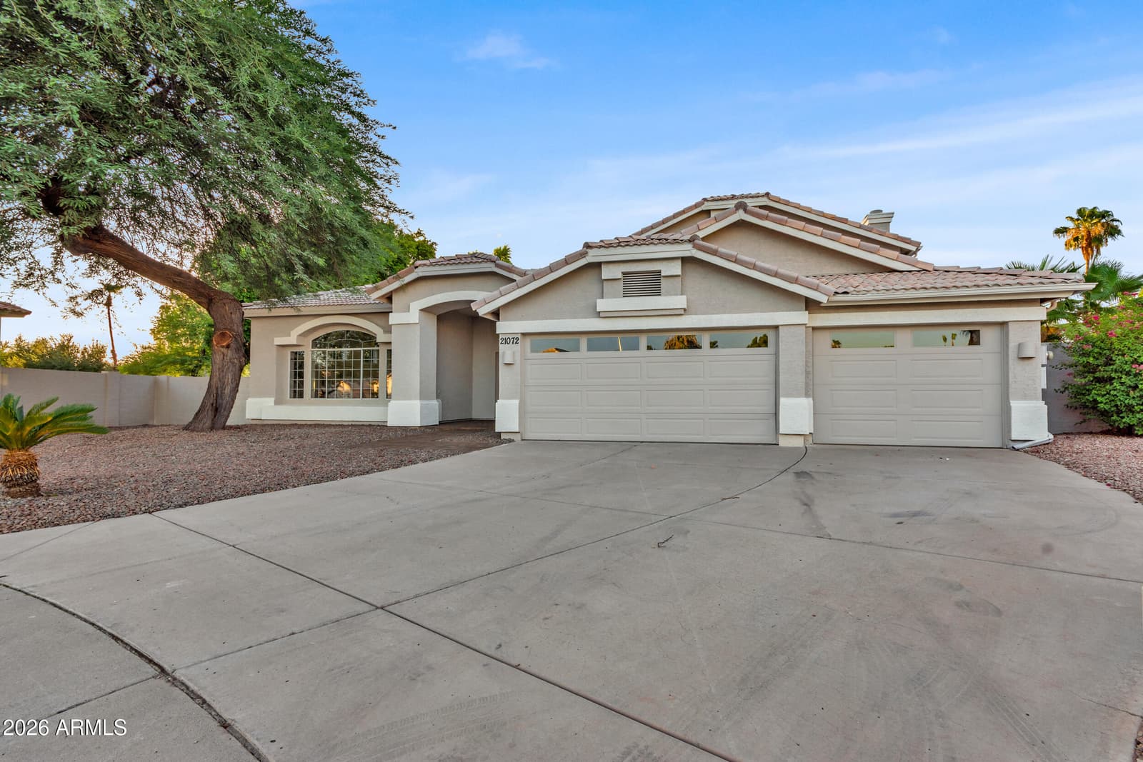 21072 N 61st Drive, Glendale, AZ 85308 — photo 2 of 77