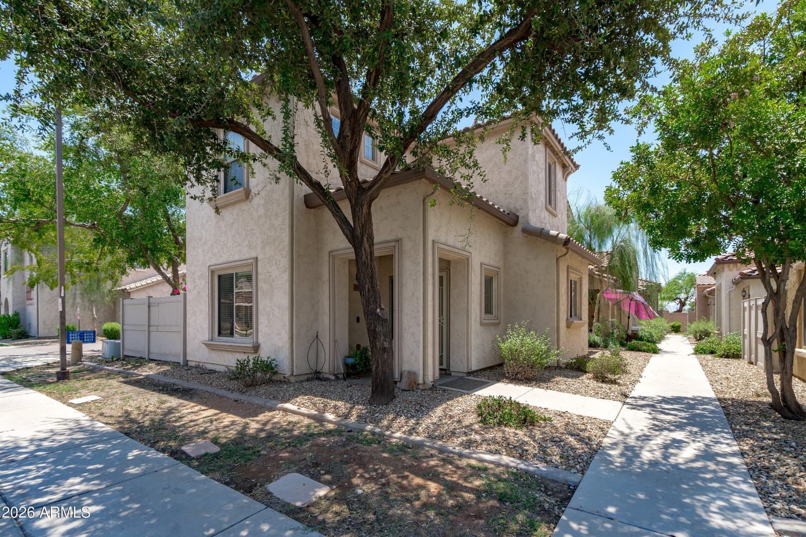 8415 W VERNON Avenue, Phoenix, AZ 85037 — photo 2 of 30