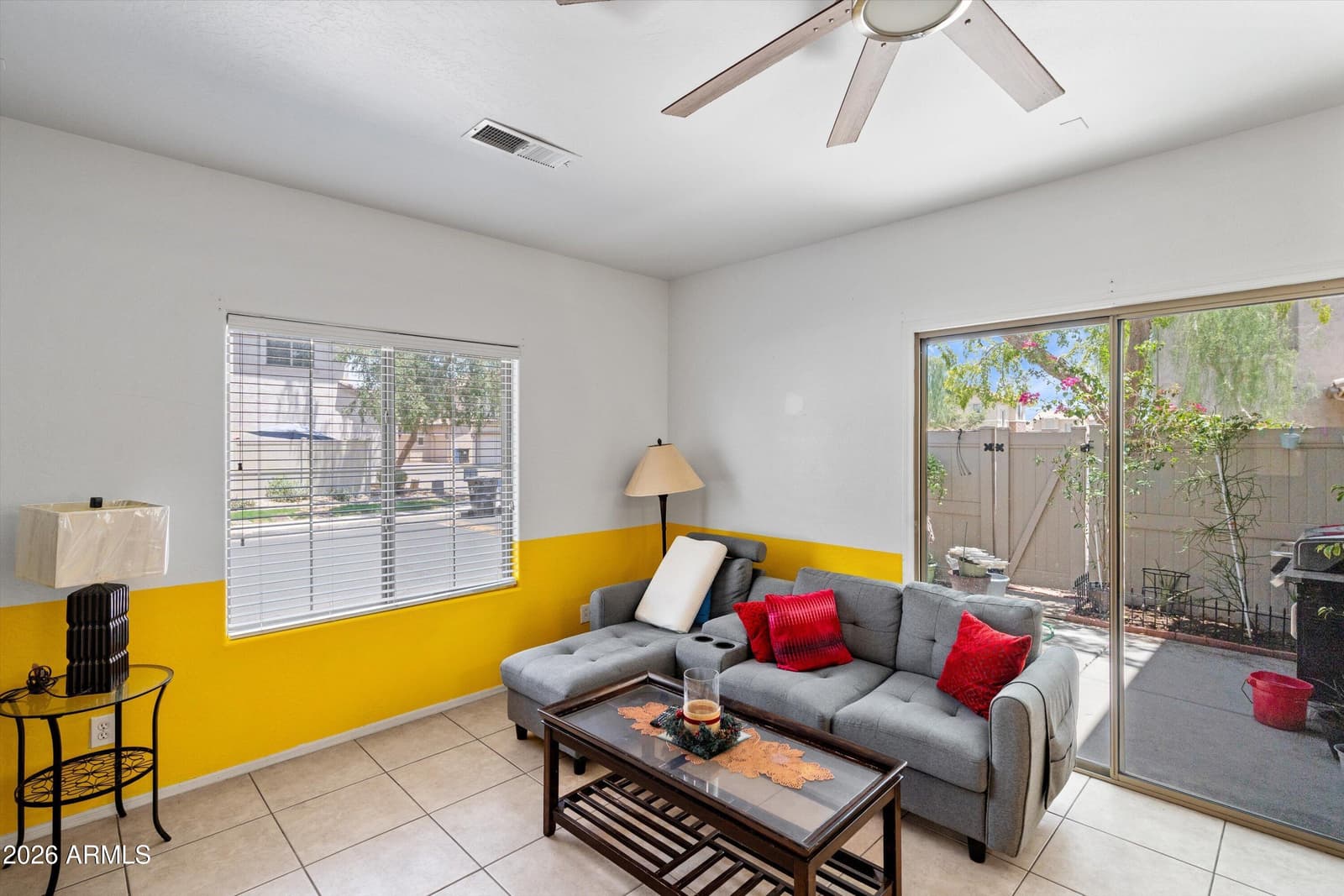 8415 W VERNON Avenue, Phoenix, AZ 85037 — photo 8 of 30