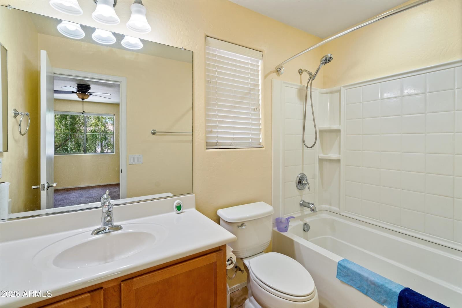 8415 W VERNON Avenue, Phoenix, AZ 85037 — photo 25 of 30
