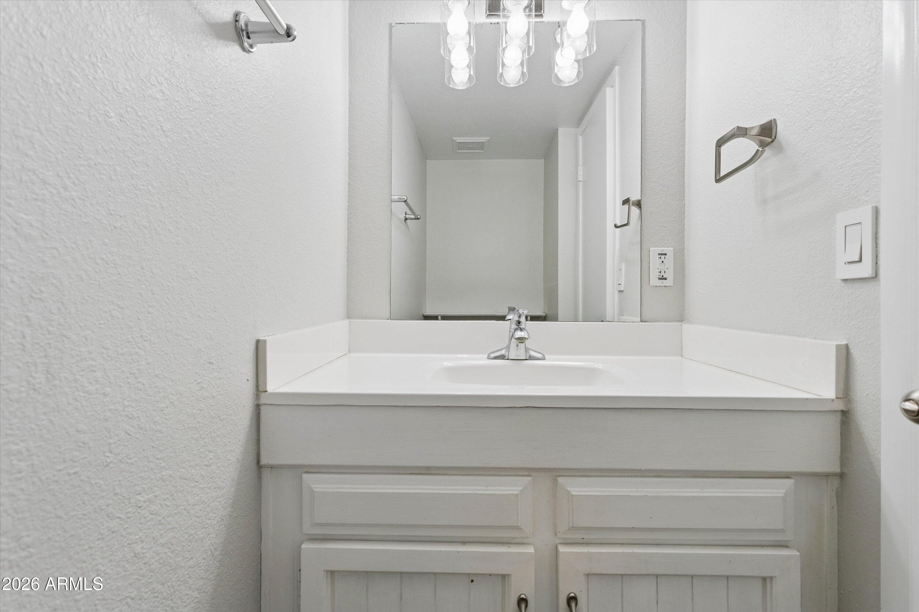 8225 N CENTRAL Avenue 41, Phoenix, AZ 85020 — photo 11 of 20