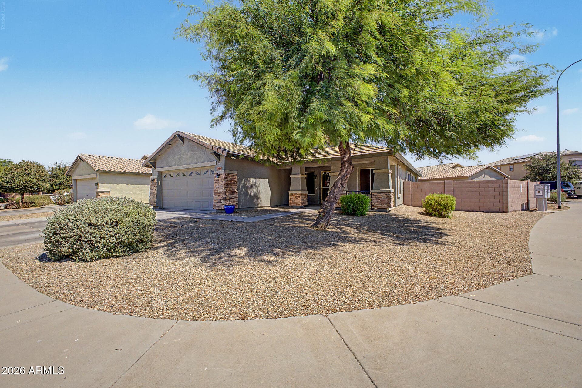417 S 113TH Avenue, Avondale, AZ 85323 — photo 3 of 36