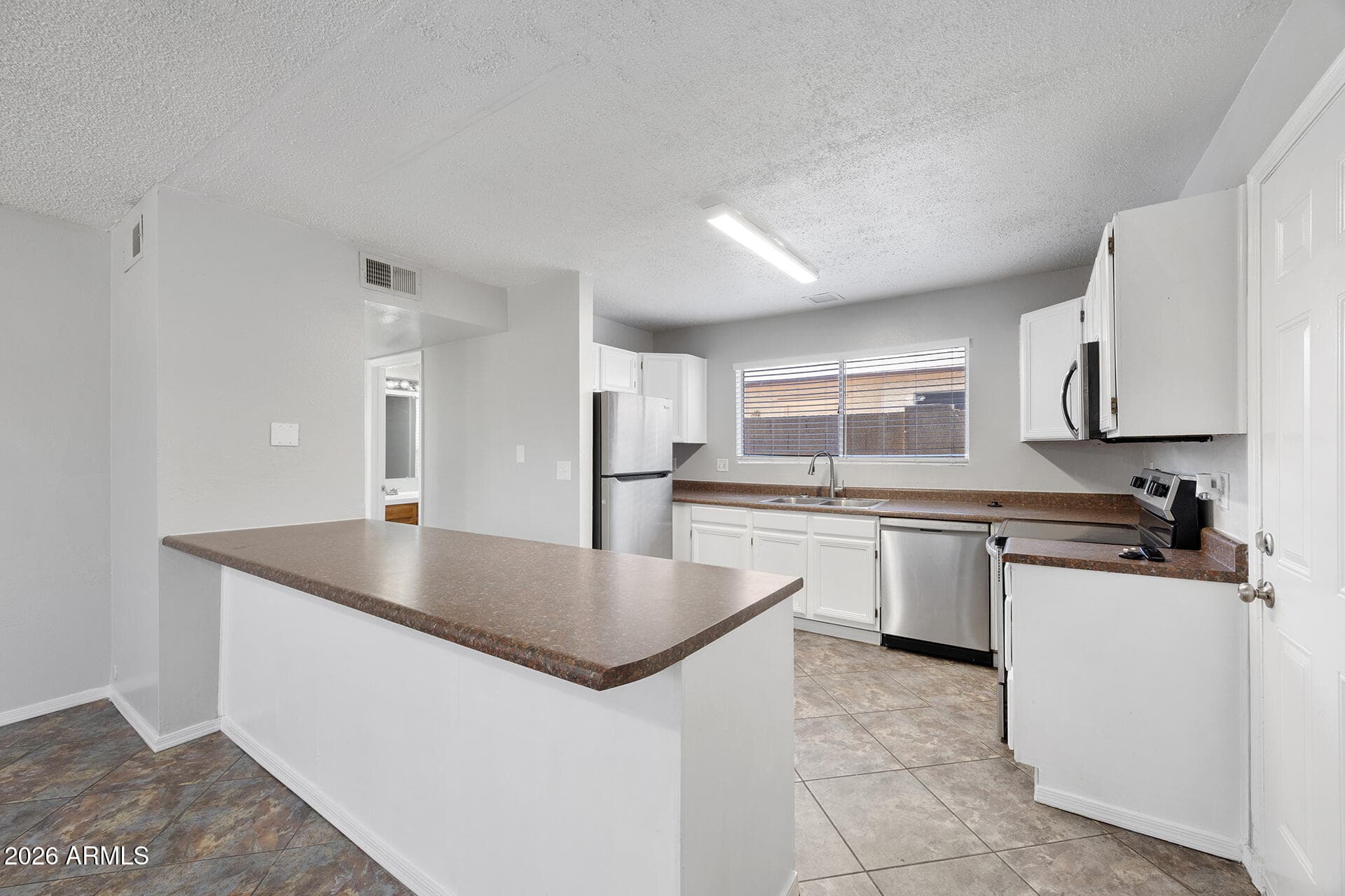 4055 E CAMINO Street, Mesa, AZ 85205 — photo 4 of 43