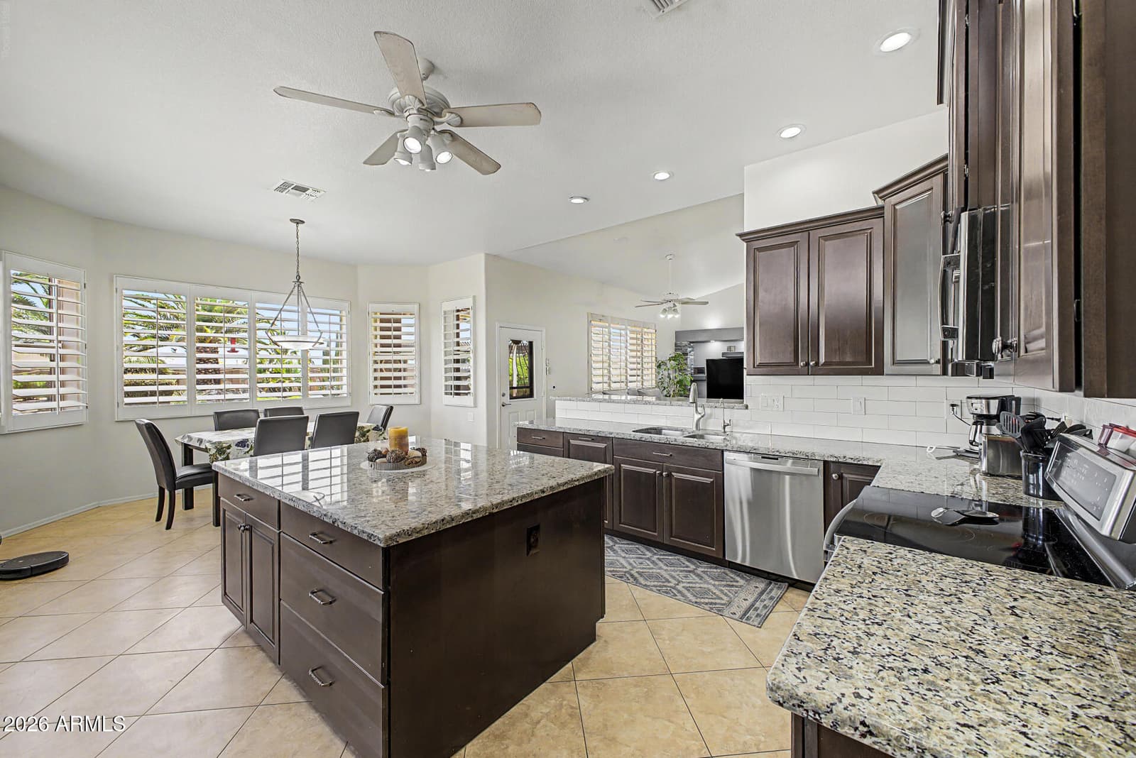 11547 E MEDINA Avenue, Mesa, AZ 85209 — photo 13 of 36