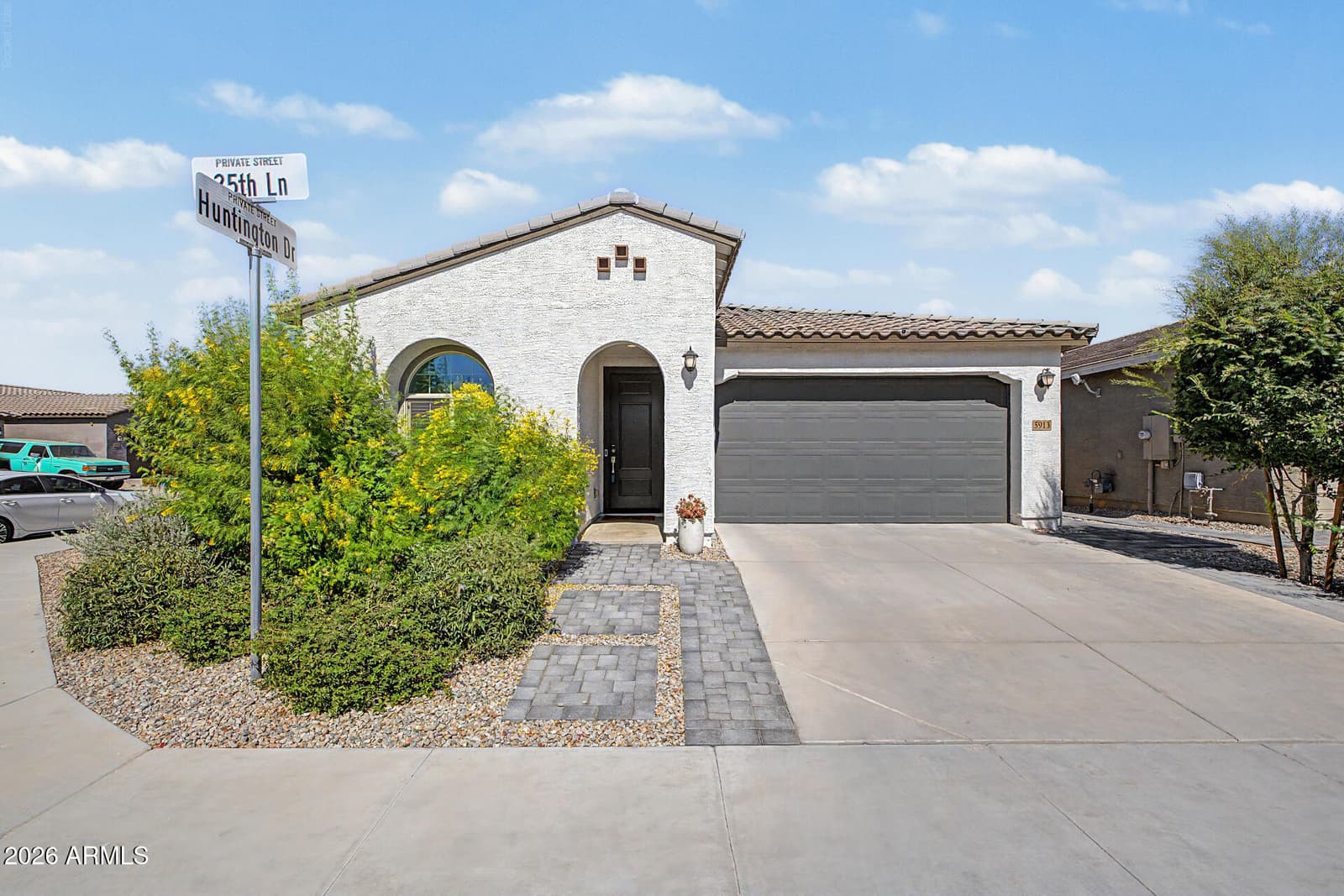 5913 S 25TH Lane, Phoenix, AZ 85041 — photo 7 of 71