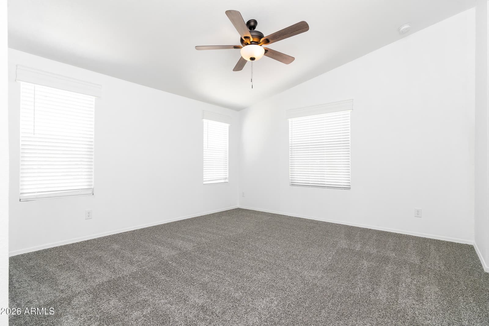 8601 N 71st Avenue 70, Glendale, AZ 85301 — photo 11 of 33