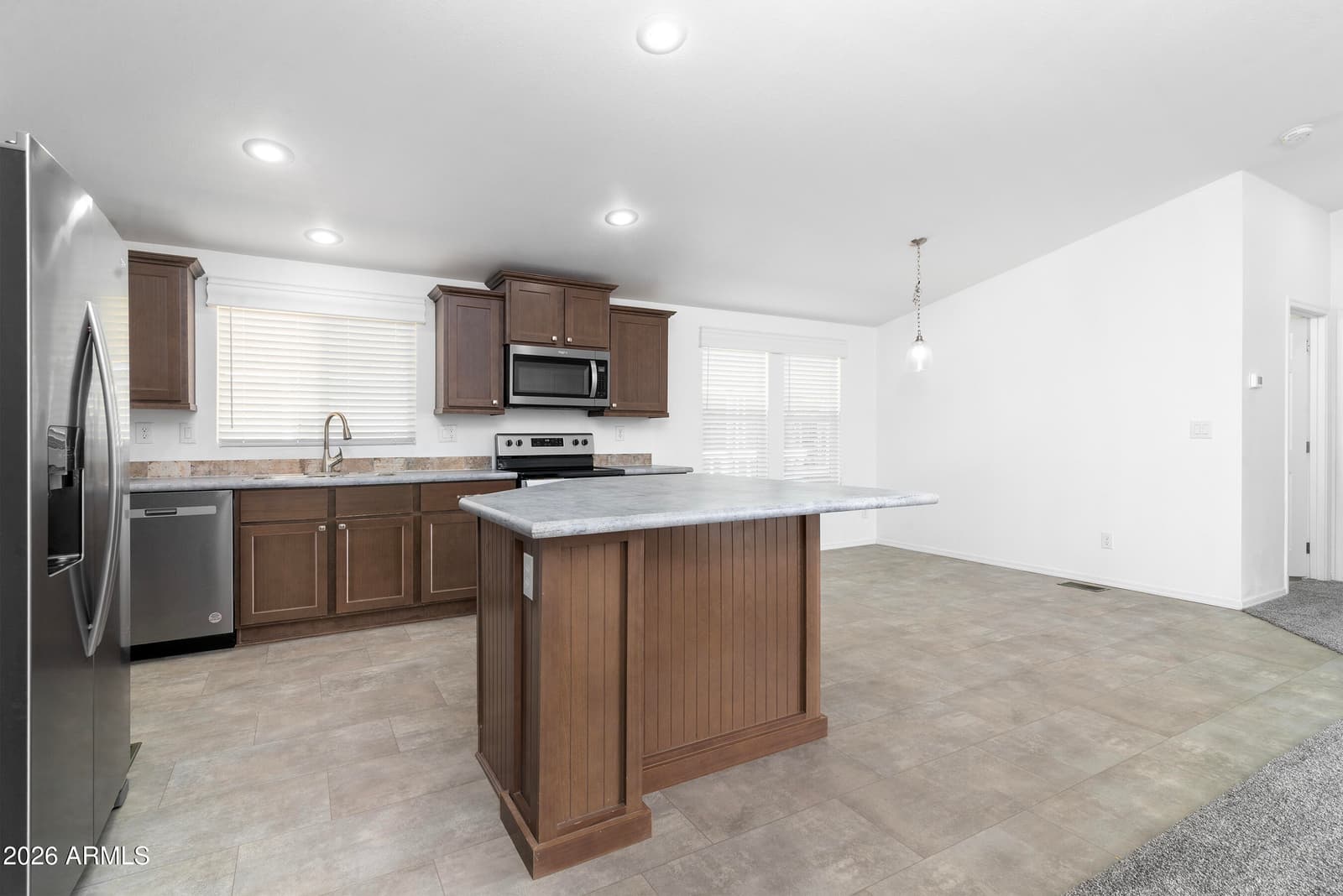 8601 N 71st Avenue 70, Glendale, AZ 85301 — photo 5 of 33