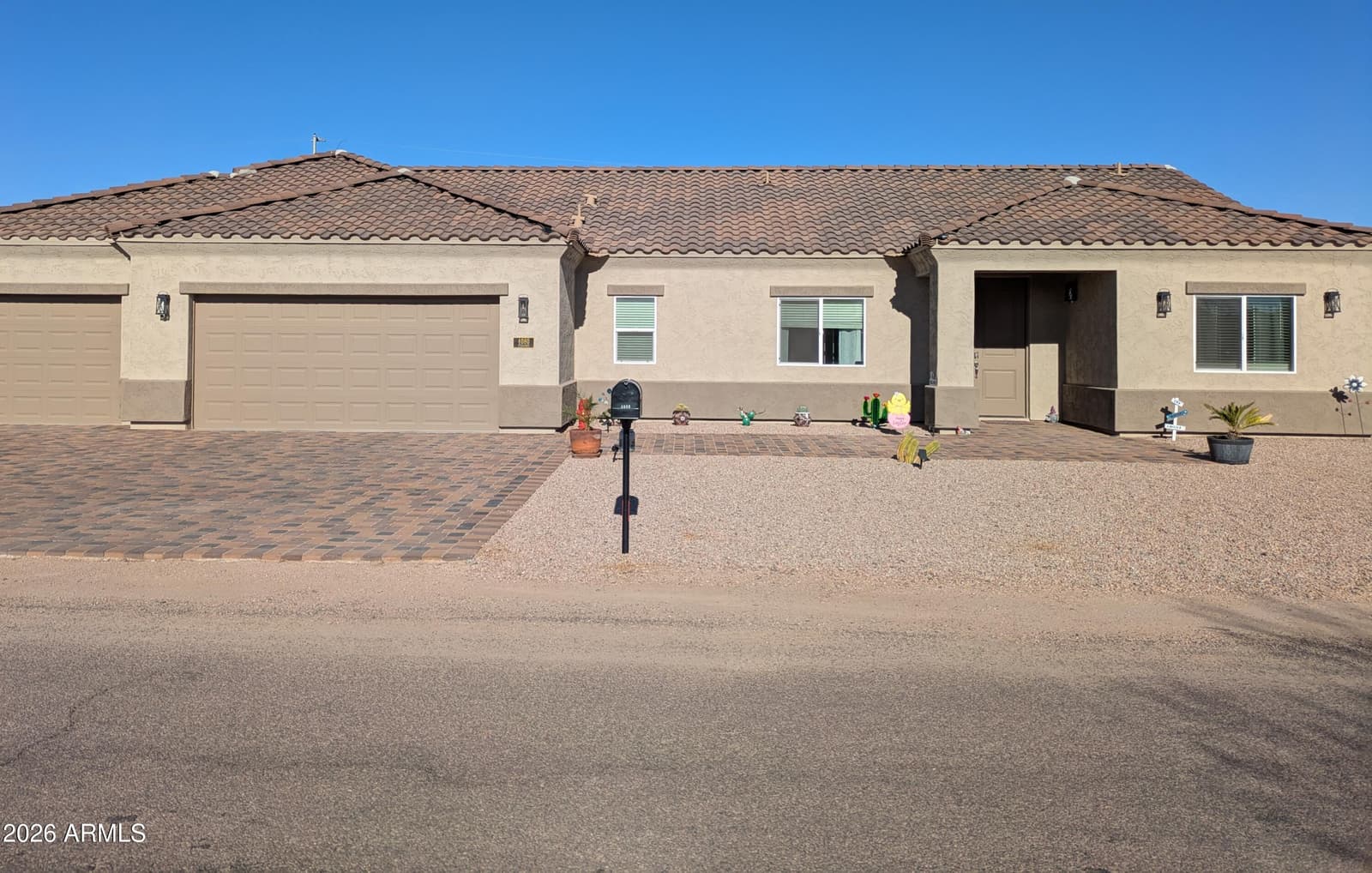 4080 N TURQUOISE Drive, Eloy, AZ 85131