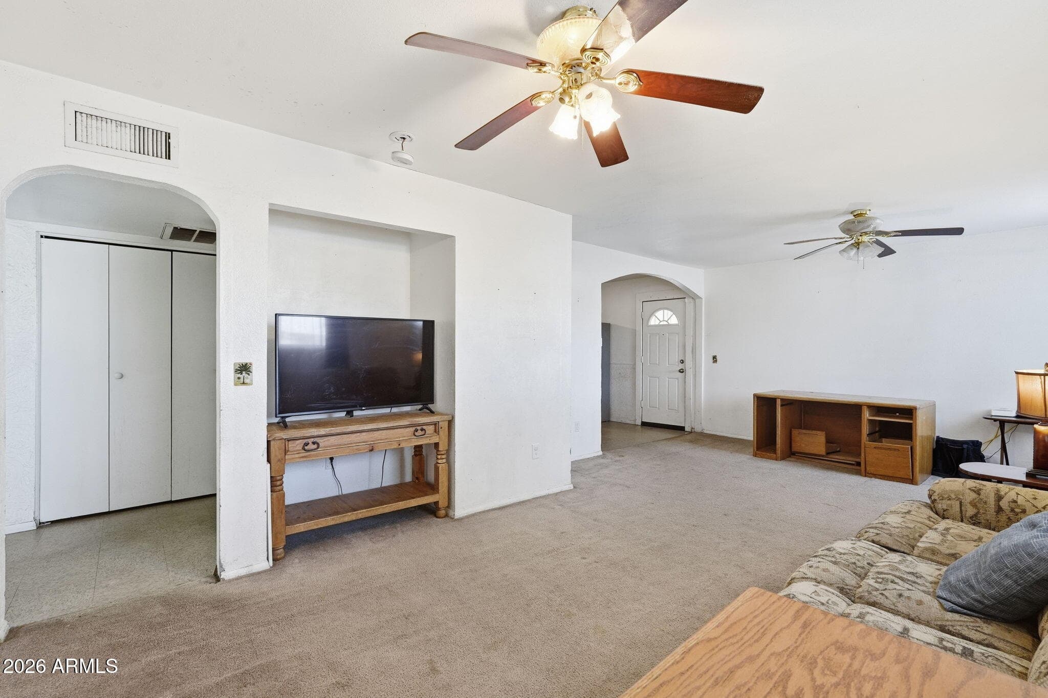 204 E HAMPTON Avenue, Mesa, AZ 85210 — photo 7 of 35