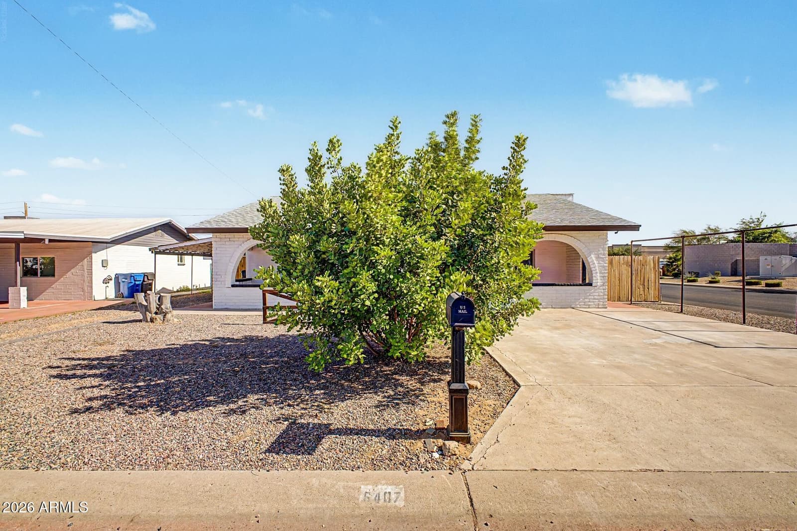6407 E ASPEN Avenue, Mesa, AZ 85206 — photo 4 of 33