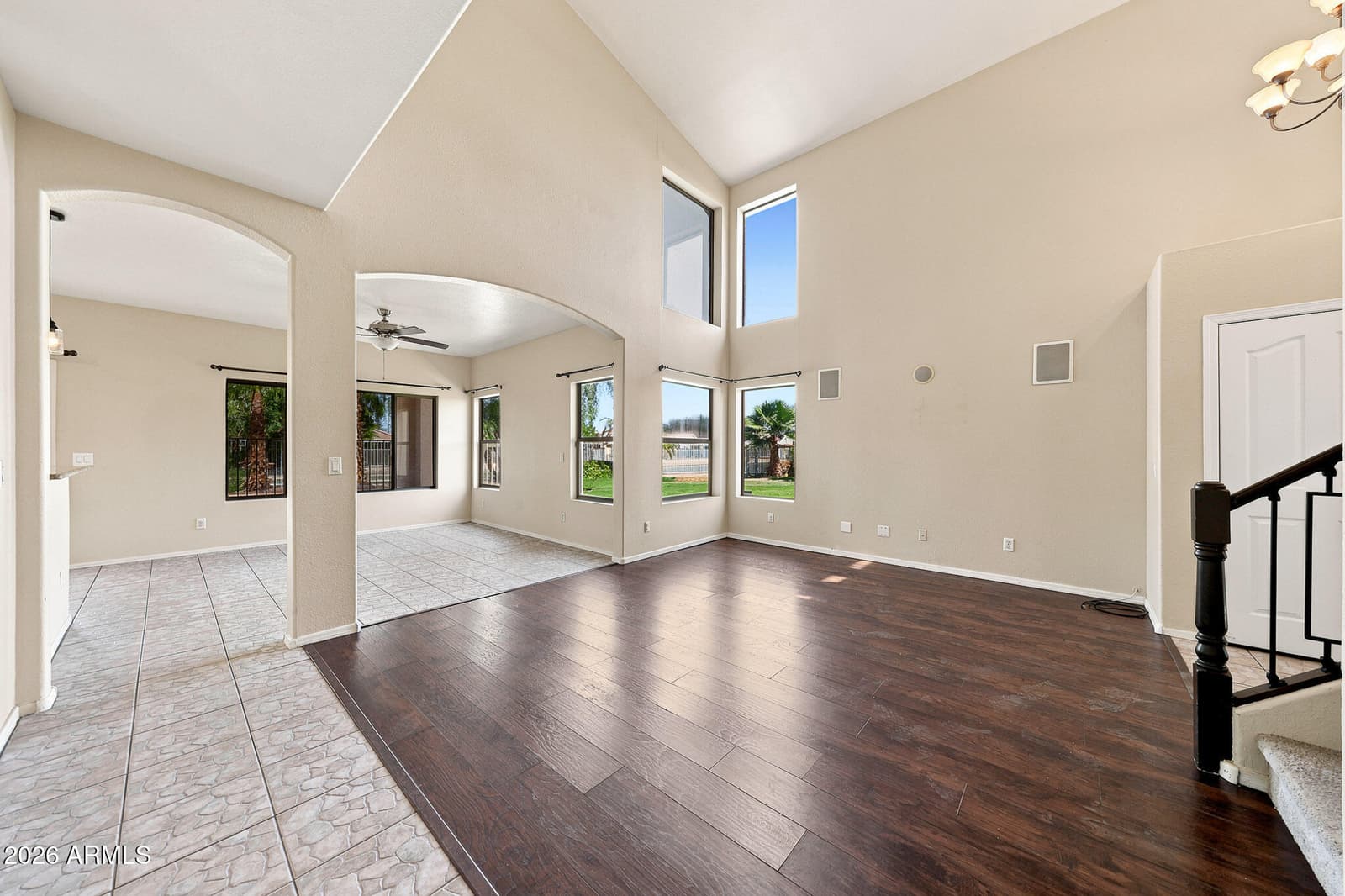 10828 W MONTE VISTA Road, Avondale, AZ 85392 — photo 4 of 32