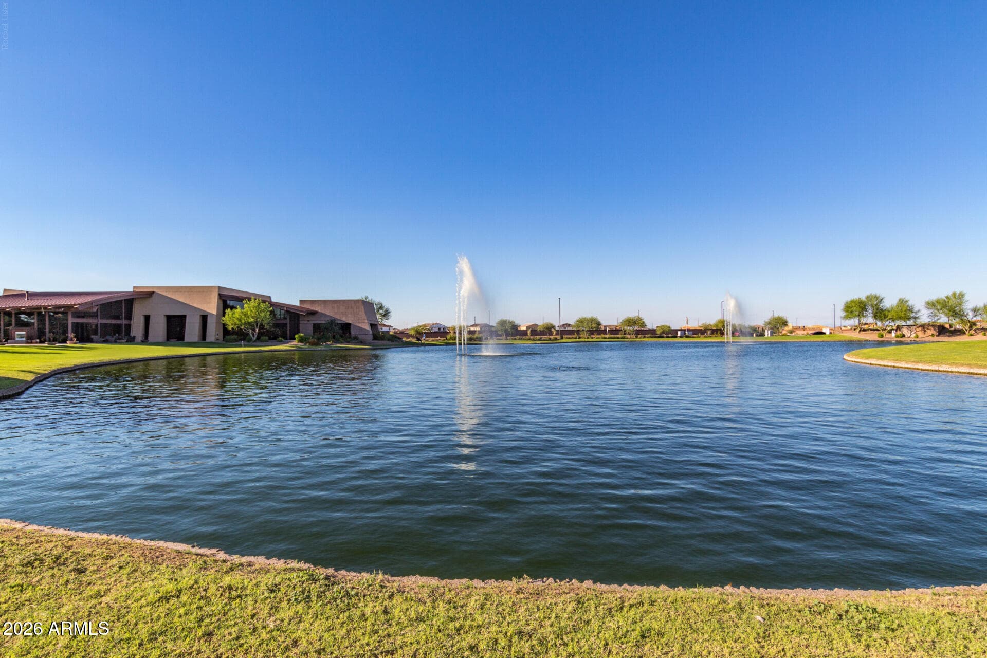 2528 E TOMAHAWK Court, Gilbert, AZ 85298 — photo 54 of 68