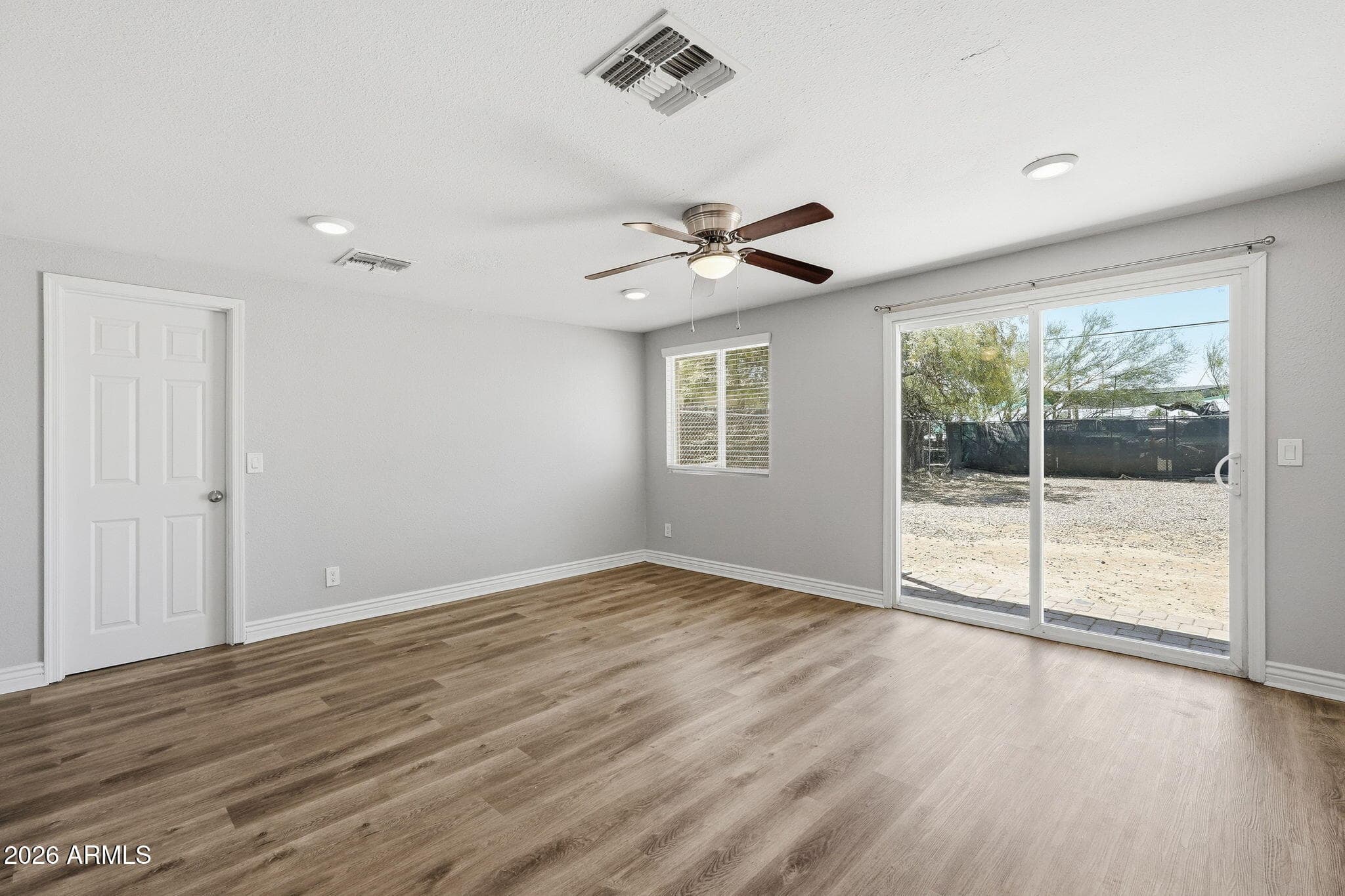1725 W CAROL Avenue, Phoenix, AZ 85021 — photo 15 of 27