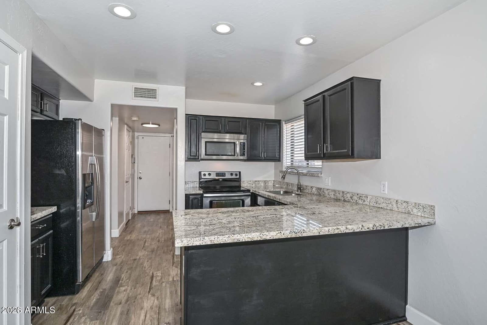 6830 W Palo Verde Drive, Glendale, AZ 85303 — photo 5 of 41