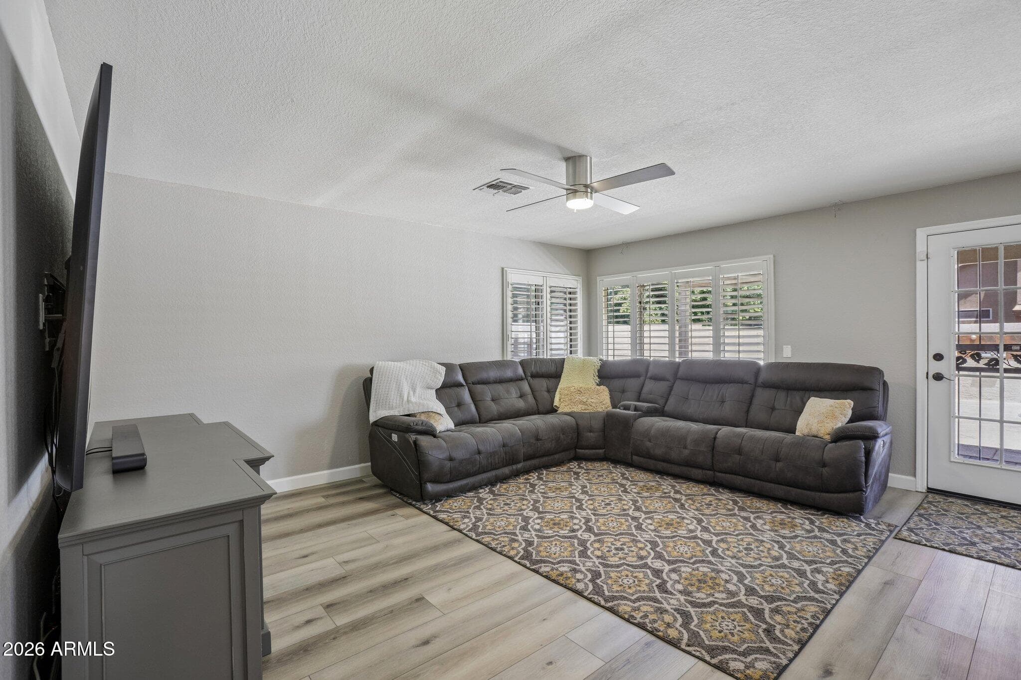 704 E WINDSOR Drive, Gilbert, AZ 85296 — photo 5 of 39