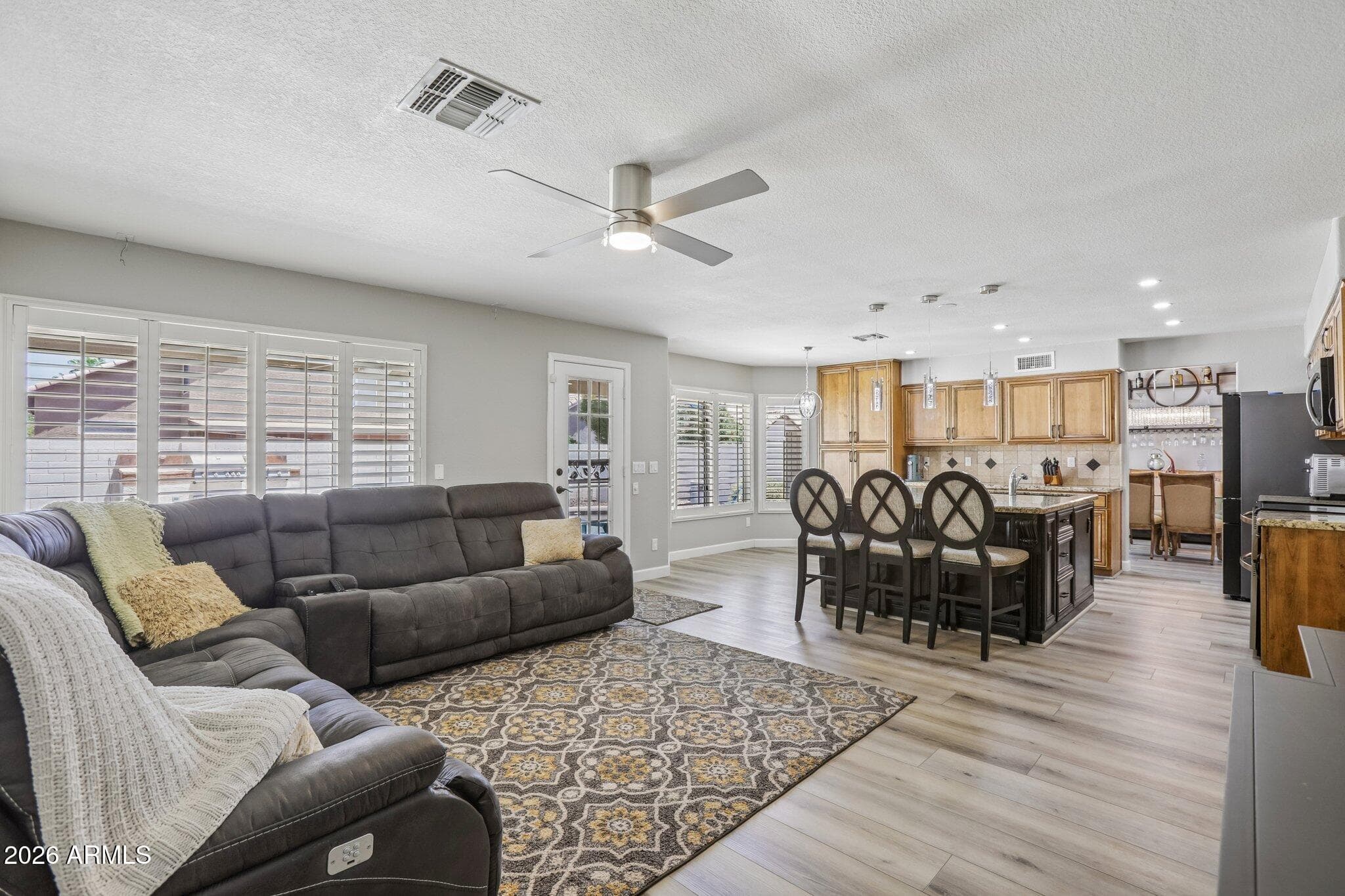 704 E WINDSOR Drive, Gilbert, AZ 85296 — photo 8 of 39