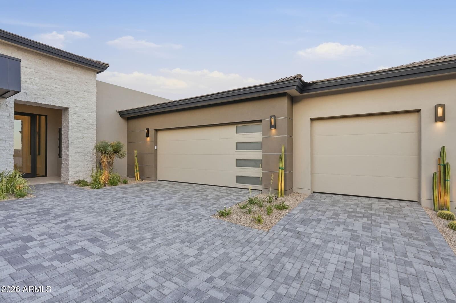 5141 N ASCENT Drive, Scottsdale, AZ 85251 — photo 2 of 43