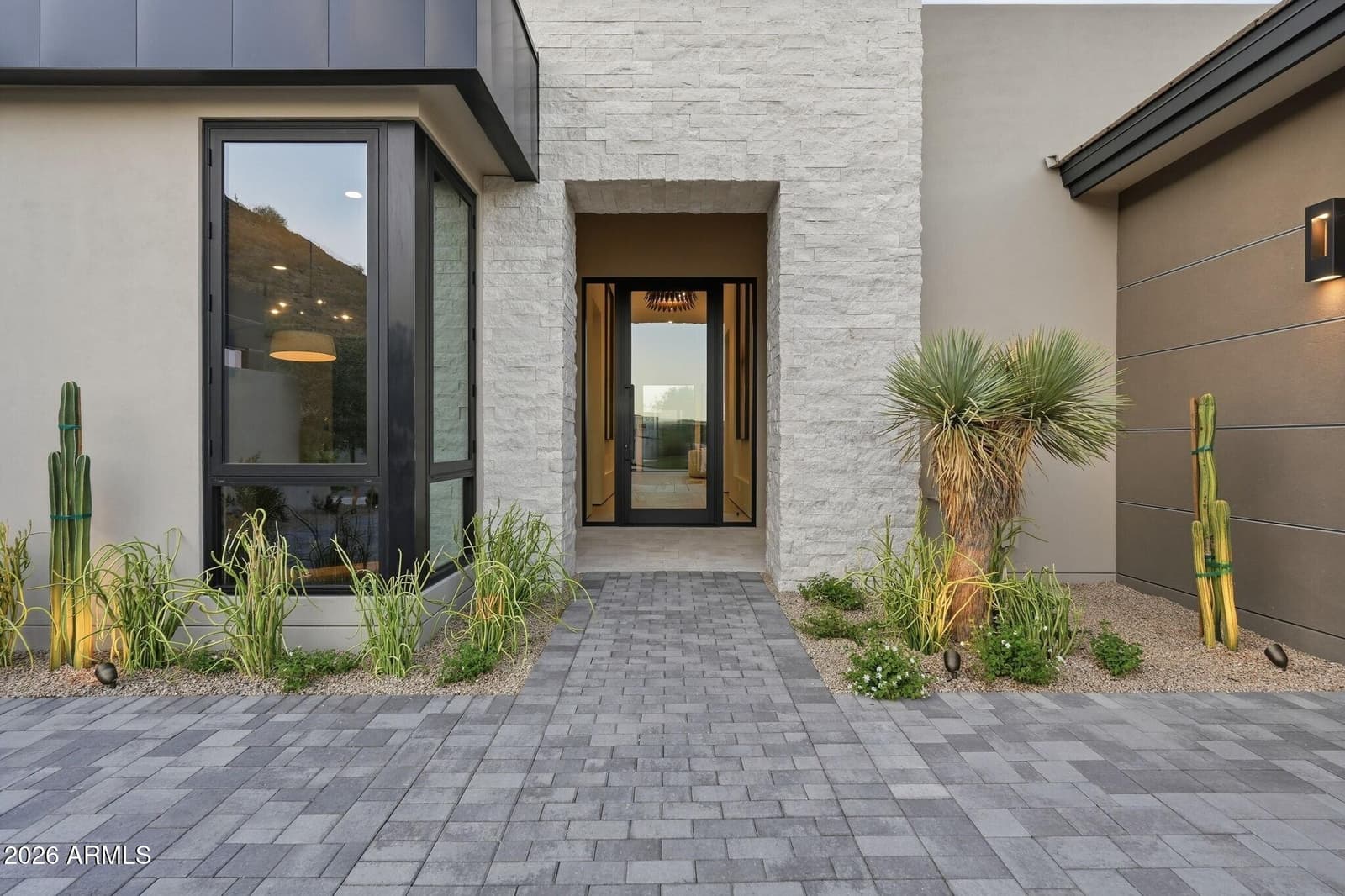 5141 N ASCENT Drive, Scottsdale, AZ 85251 — photo 3 of 43