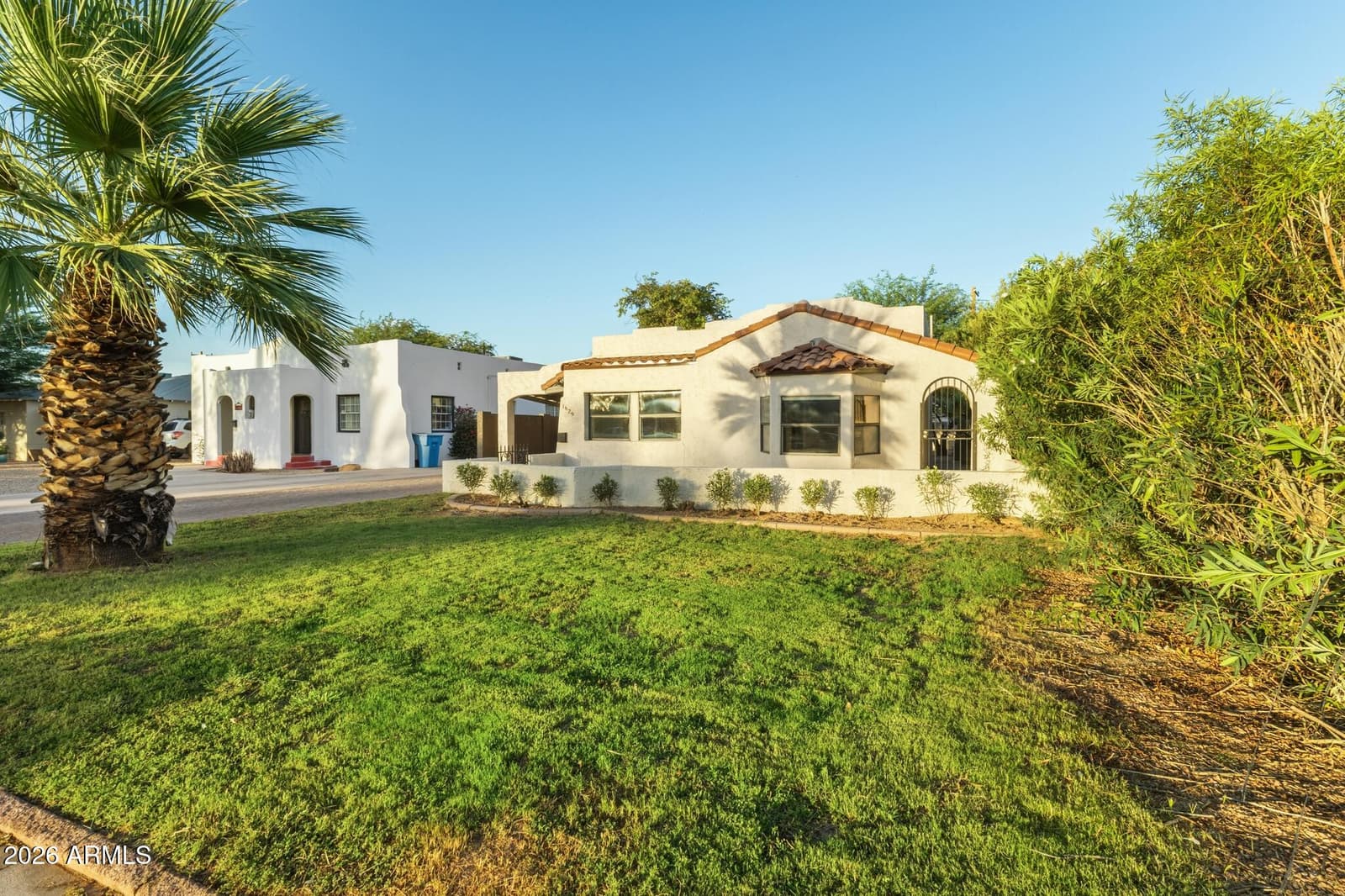 1629 N 17TH Avenue, Phoenix, AZ 85007 — photo 4 of 46