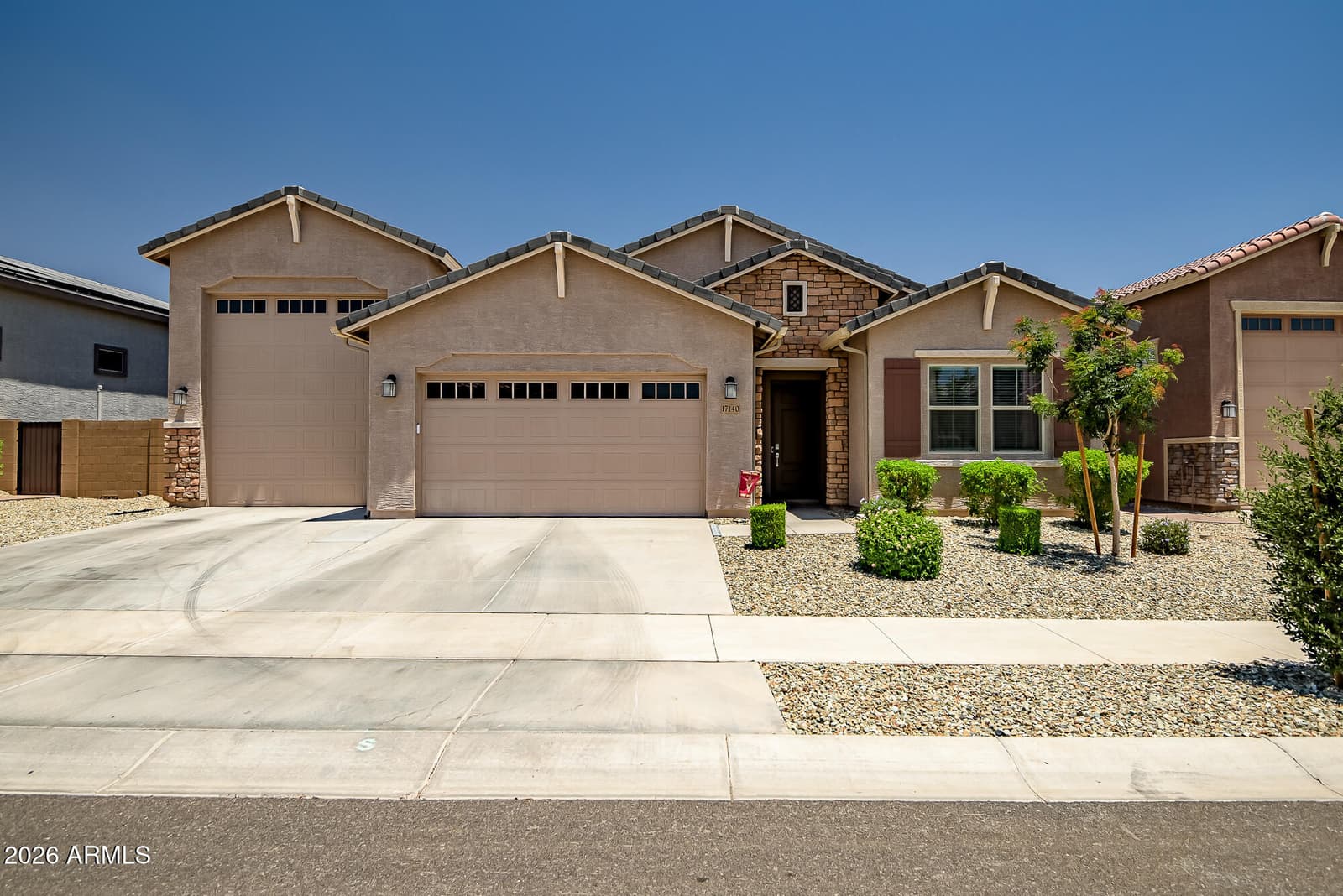 17140 W WHISPERING WIND Drive, Surprise, AZ 85387 — photo 3 of 49