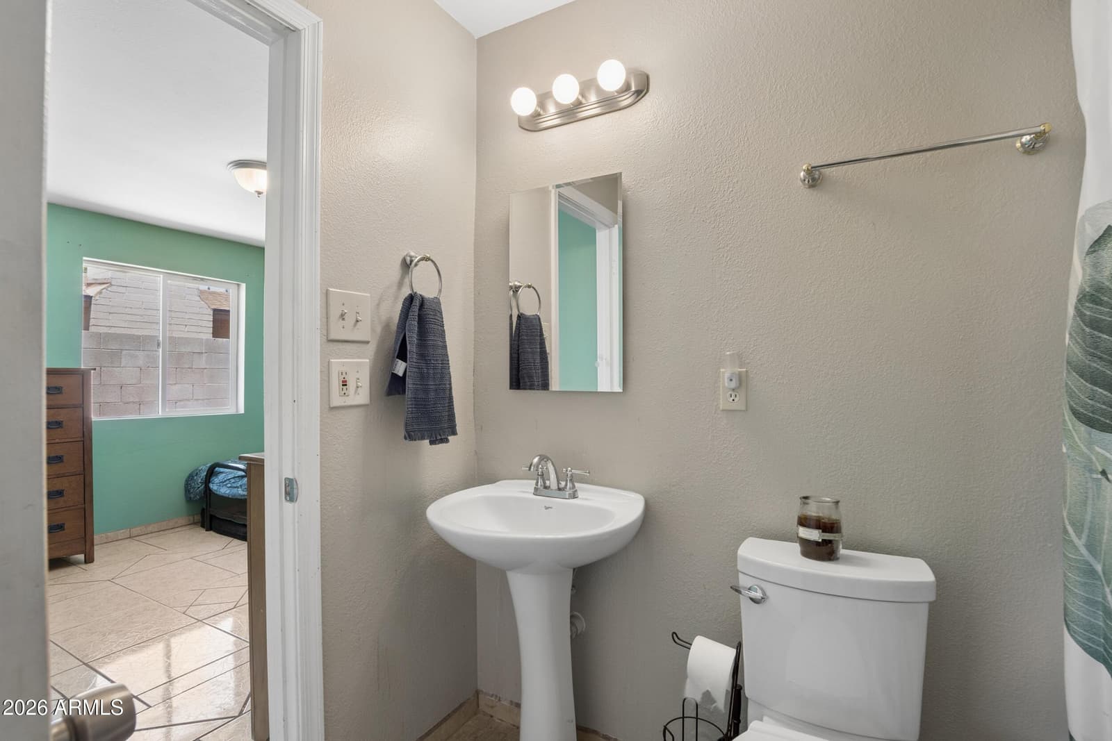 2131 W EDGEWOOD Avenue, Mesa, AZ 85202 — photo 19 of 36