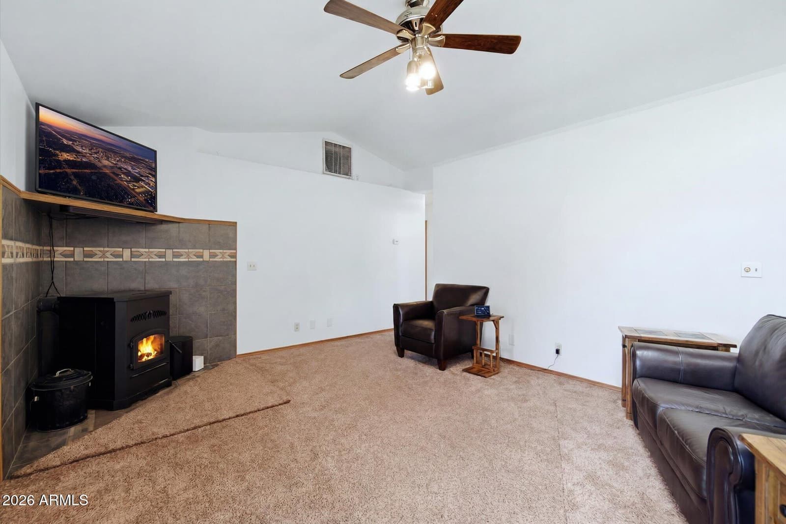 8415 YAKIMA Road, Flagstaff, AZ 86004 — photo 4 of 35