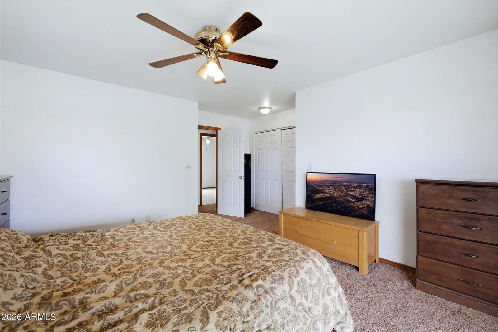 8415 YAKIMA Road, Flagstaff, AZ 86004 — photo 12 of 35