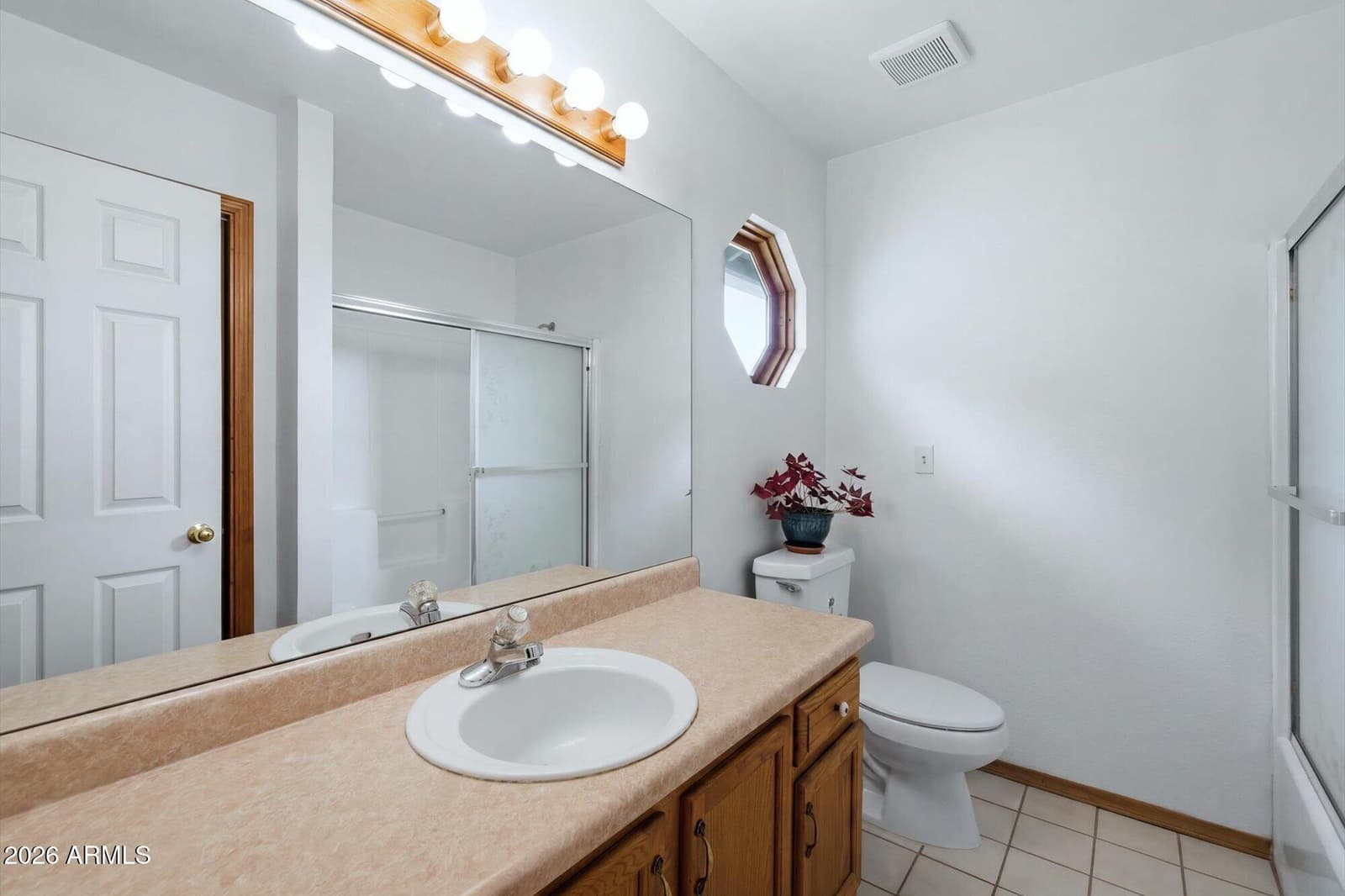 8415 YAKIMA Road, Flagstaff, AZ 86004 — photo 13 of 35