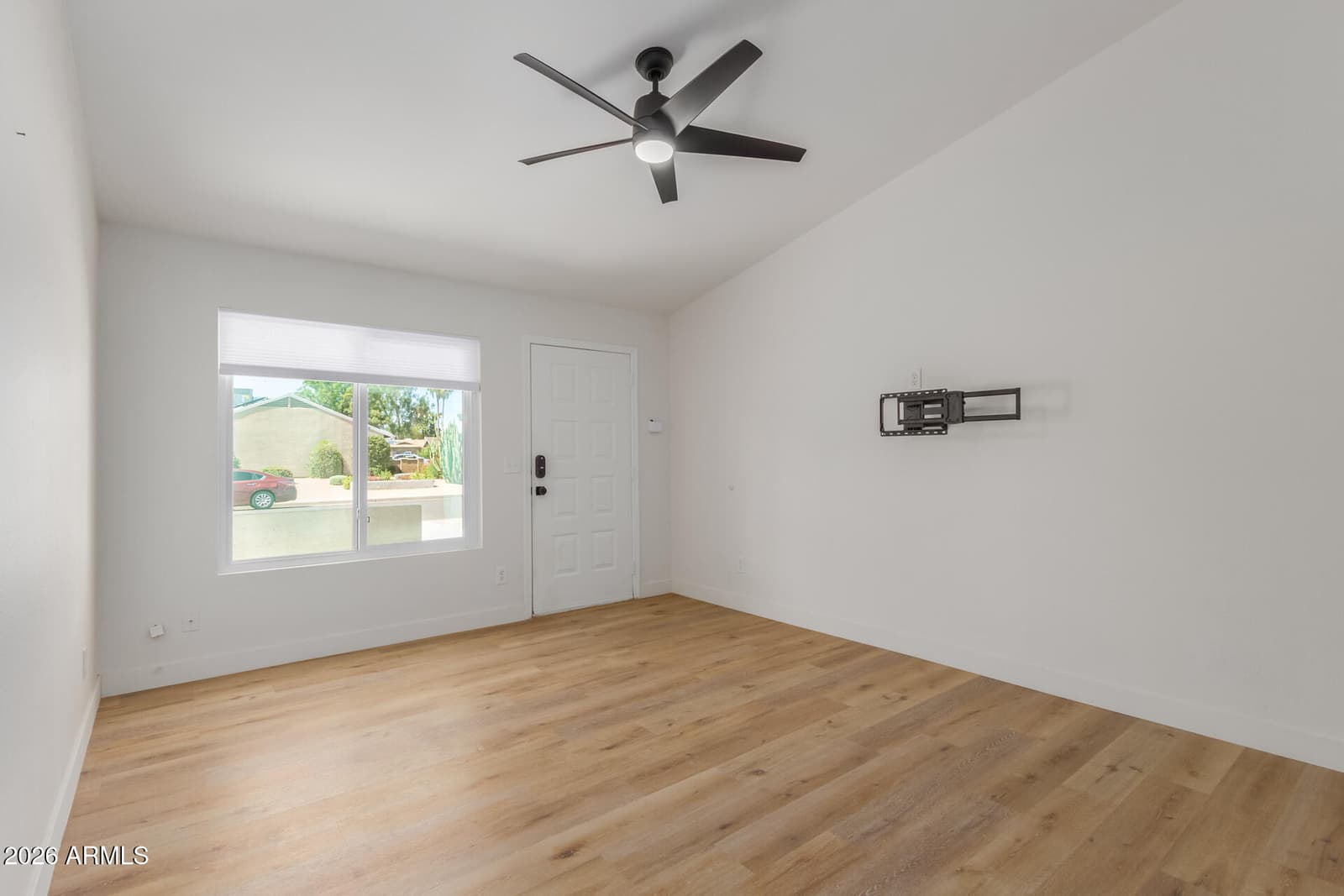 6401 E Kelton Lane, Scottsdale, AZ 85254 — photo 12 of 34