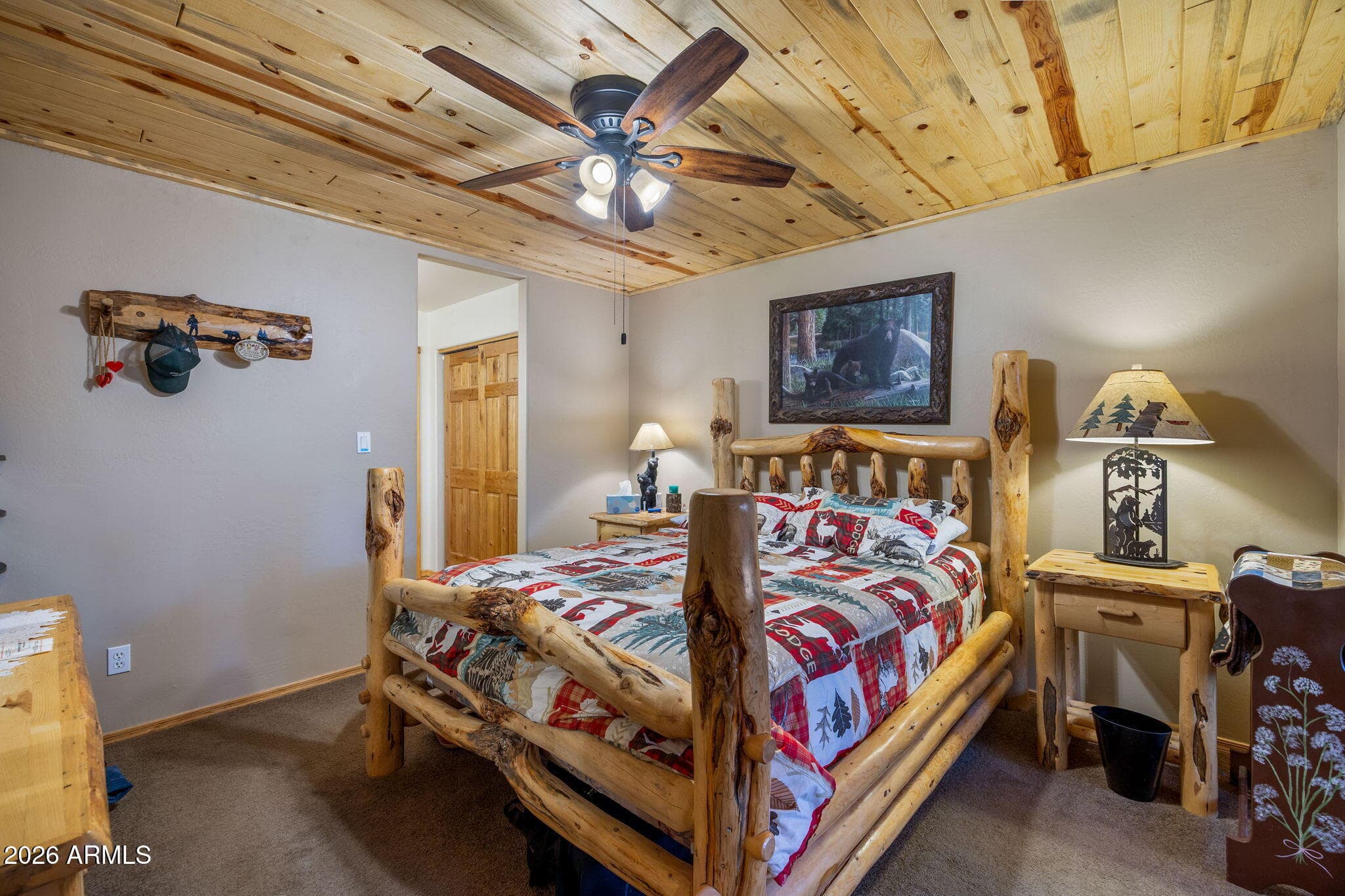2702 PALOMINO Trail, Overgaard, AZ 85933 — photo 17 of 47