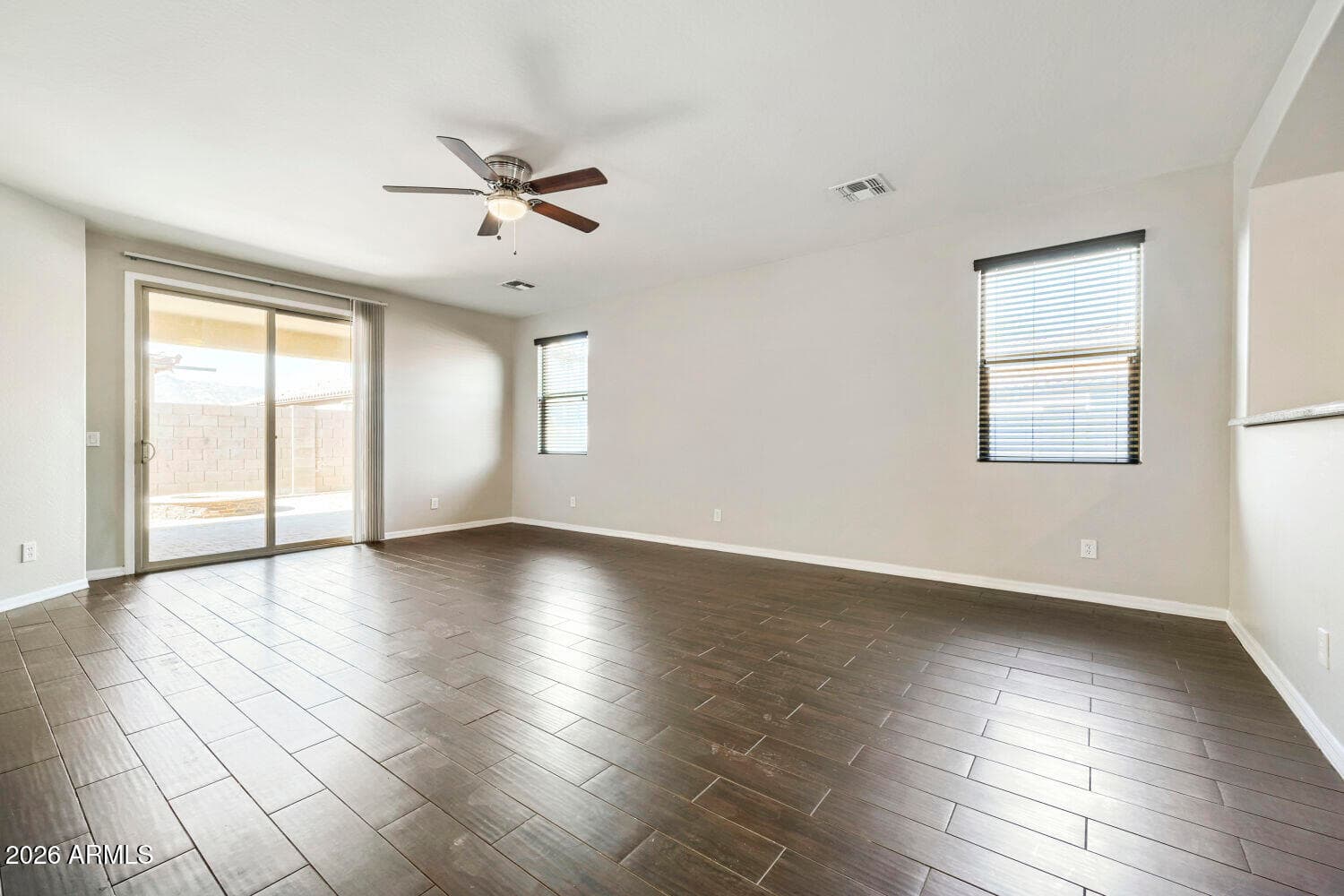 2625 W BEVERLY Road W, Phoenix, AZ 85041 — photo 6 of 29