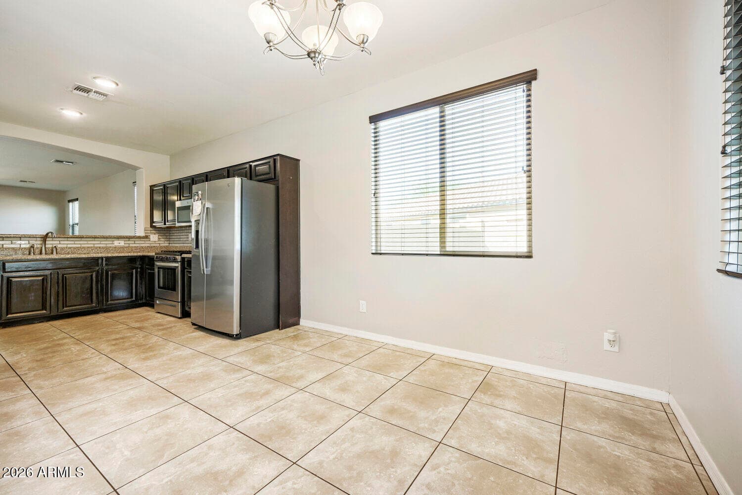 2625 W BEVERLY Road W, Phoenix, AZ 85041 — photo 11 of 29