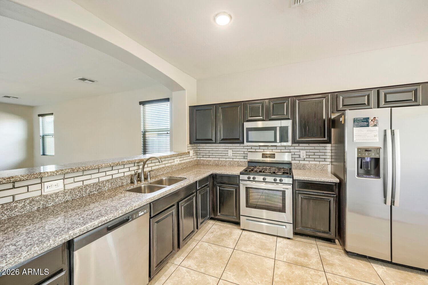 2625 W BEVERLY Road W, Phoenix, AZ 85041 — photo 12 of 29